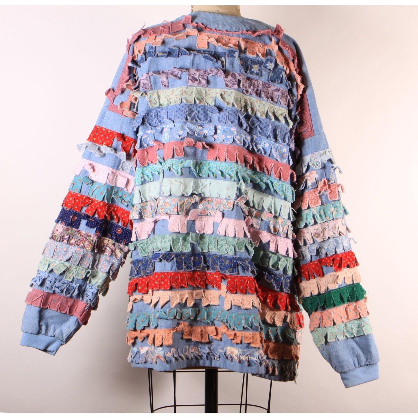 1980s Blue Chambray Multi-Colored Patchwork Quilt Fringe Long Sleeve Open Front Jacket -M-XL