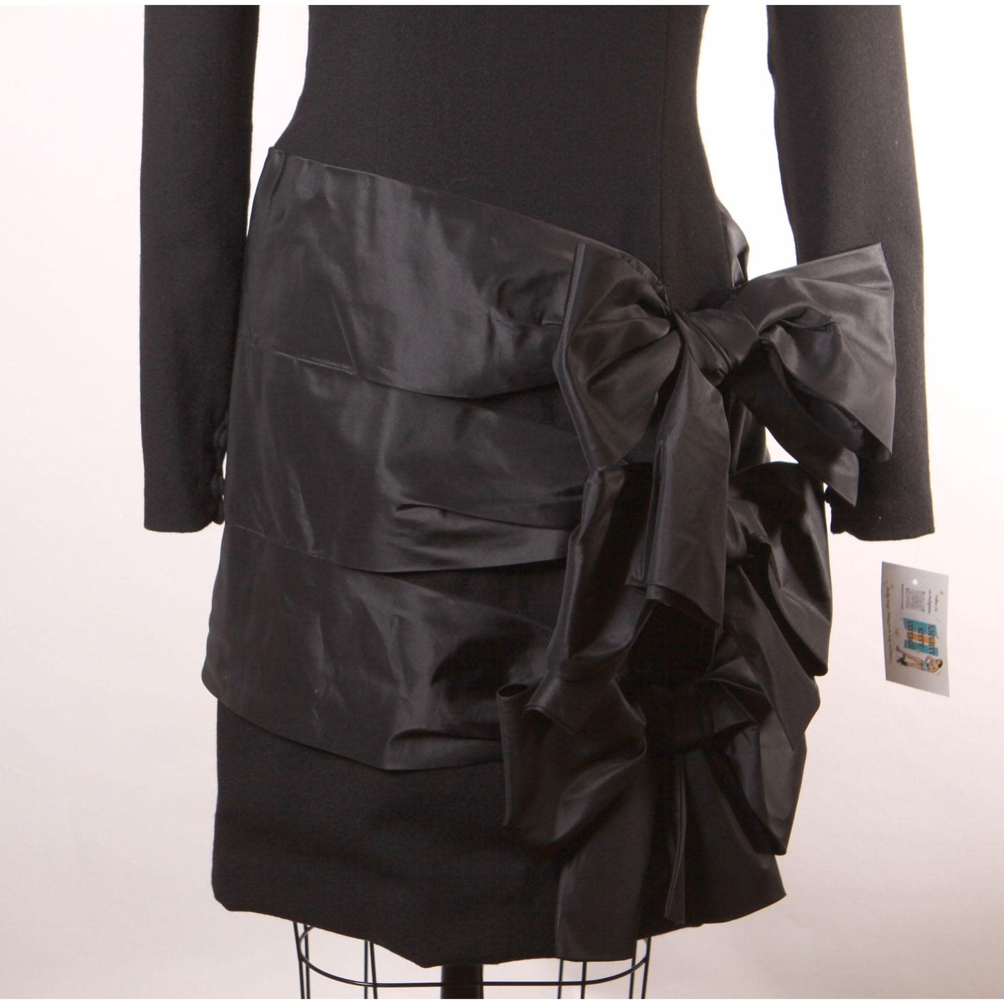 1980s Black Long Sleeve Avant Garde Oversized Bow Formal Cocktail Dress by Bill Blass -L