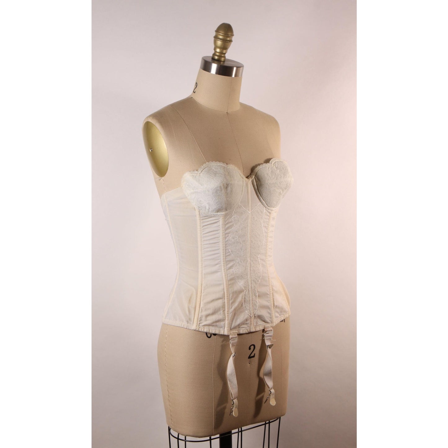 1950s White Lace Detail Strapless Garter Strap Long Line Cinch Bra Bustier Corset by Warner's Merry Widow
