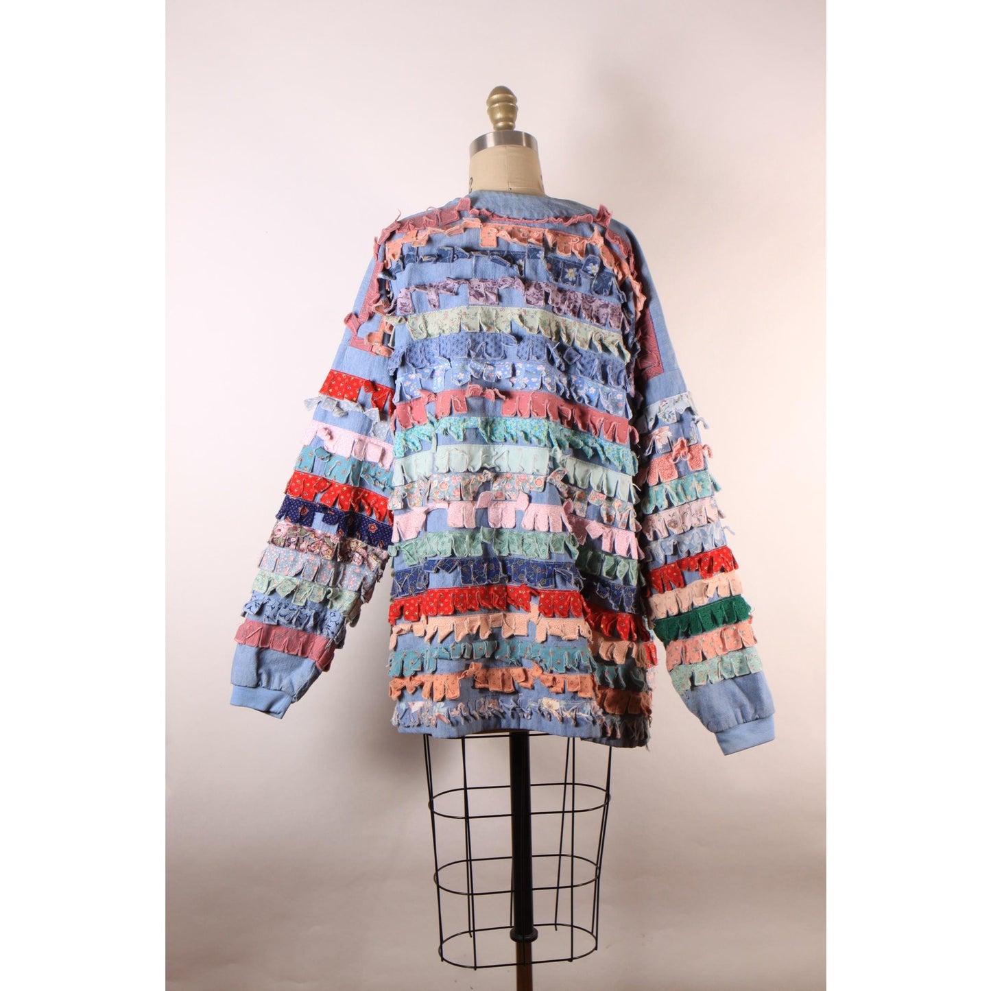 1980s Blue Chambray Multi-Colored Patchwork Quilt Fringe Long Sleeve Open Front Jacket -M-XL
