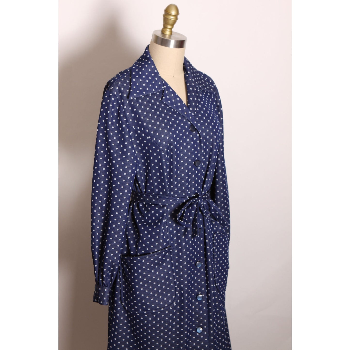 1970s Navy Blue and White Polka Dot Long Sleeve Pocketed Button Up Front Polyester Dress -L