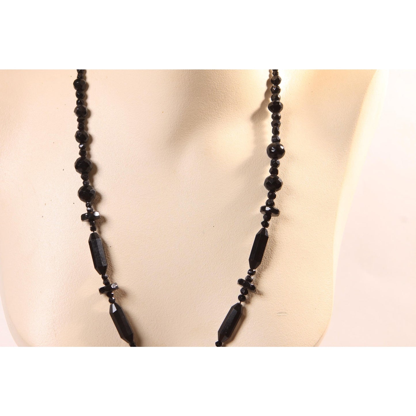 1950s Black Faceted Oval, Rounded and Disc Shaped Glass Beaded Necklace