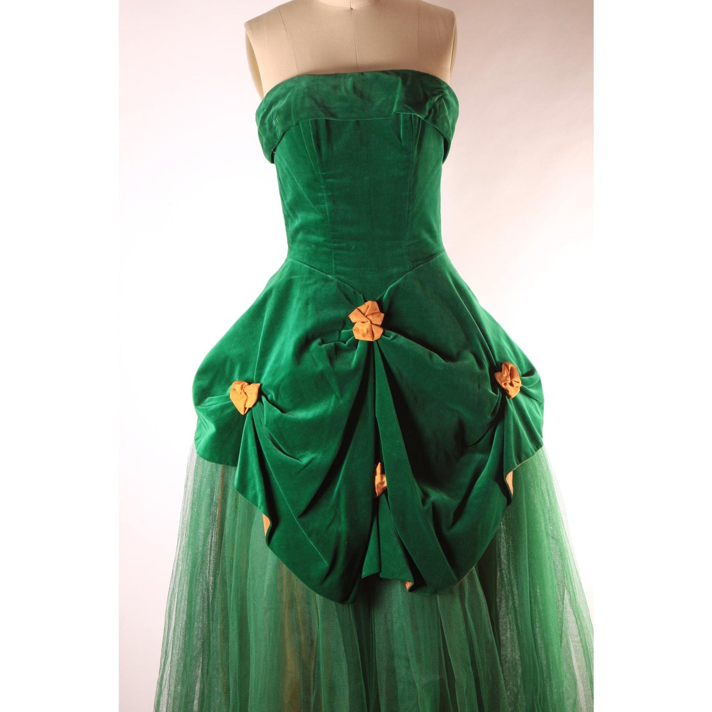 Late 1940s Early 1950s Emerald Green Velvet and Golden Yellow Gathered Bow Strapless Formal Prom Dress by Fred Perlberg -XS