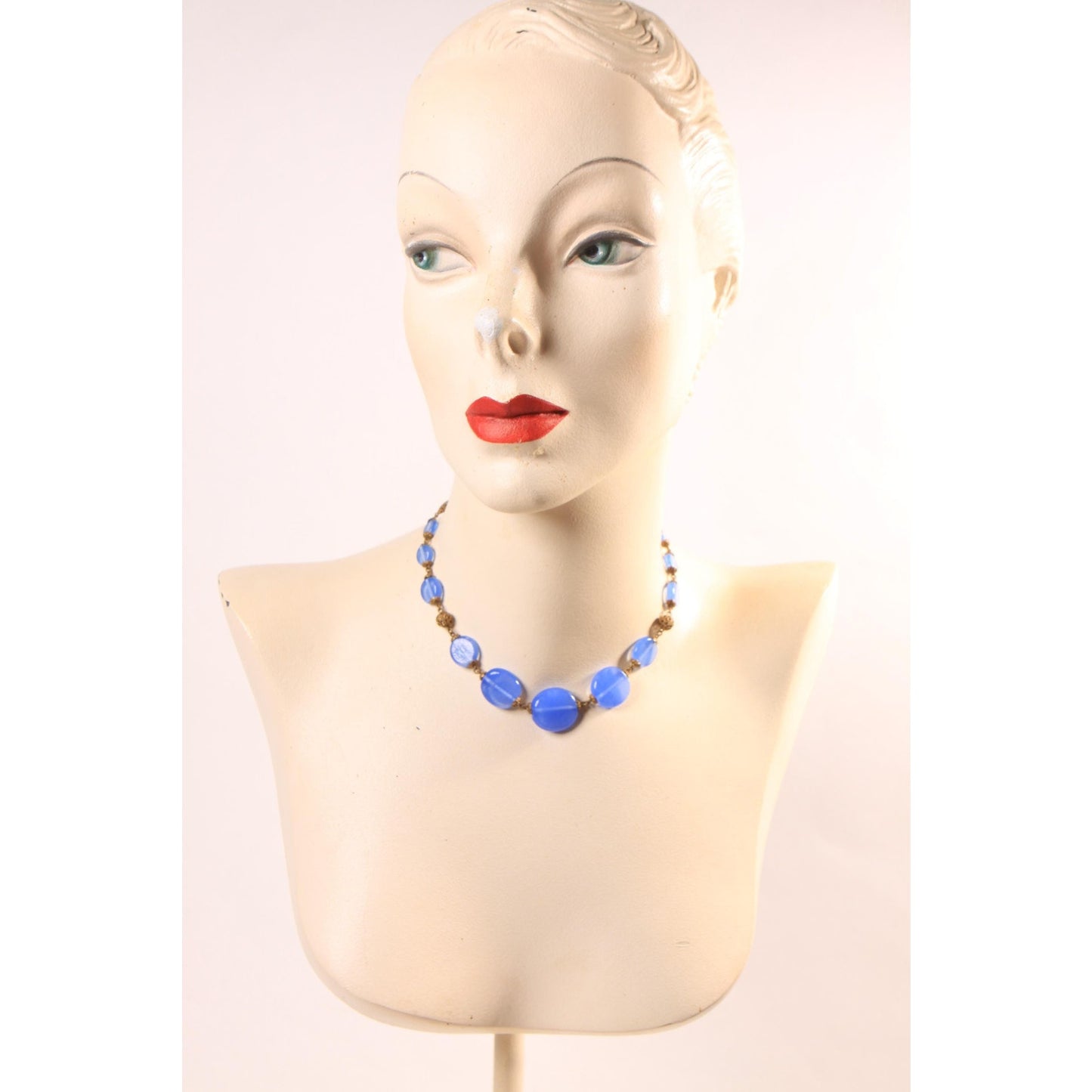 1940s 1950s Periwinkle Purple Blue Circle Disc Glass and Brass Metal Beaded Necklace