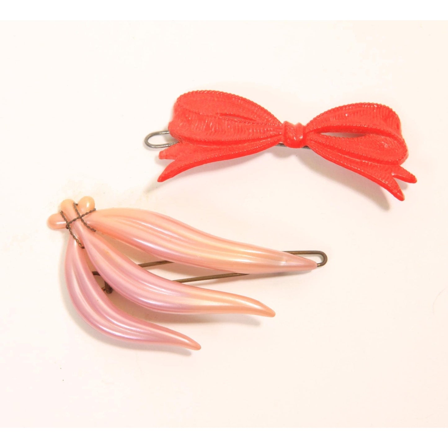 1940s 1950s Novelty Red Plastic Bow and Pink Leaf Hair Barrette Clip