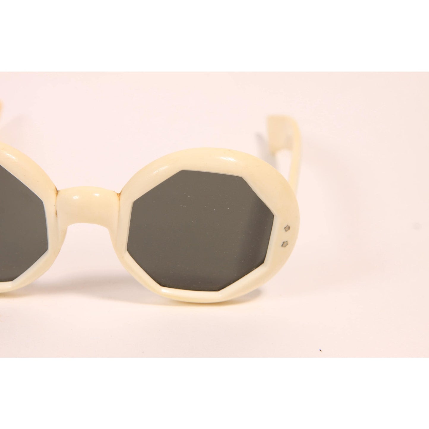 1960s Cream White and Gray Tinted Lenses Octagon Shape Mod Sunglasses Italy