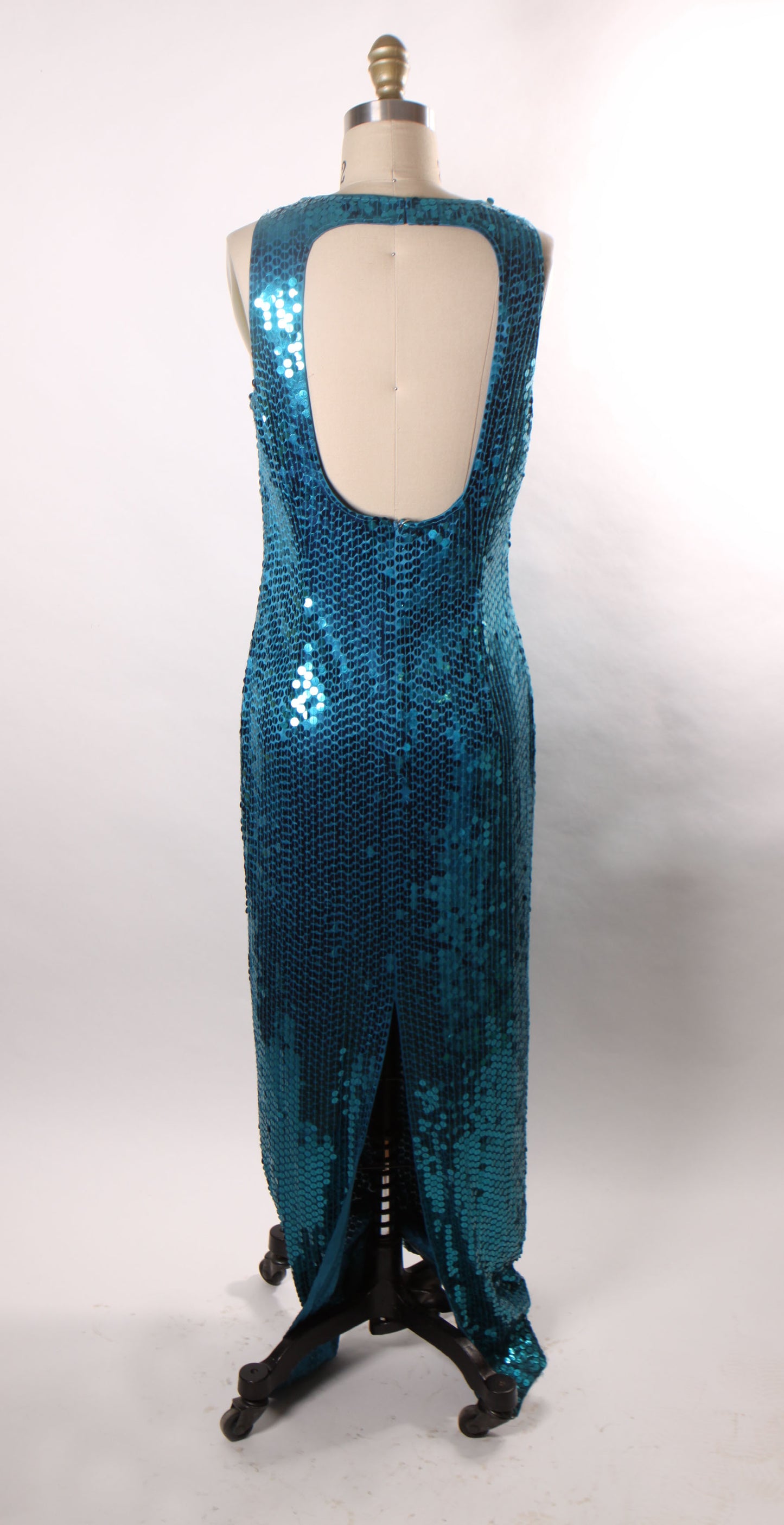 Late 1980s Early 1990s Blue Sequin Sleeveless Full Length Keyhole Back Formal Prom Dress by Adrianna Papell -L