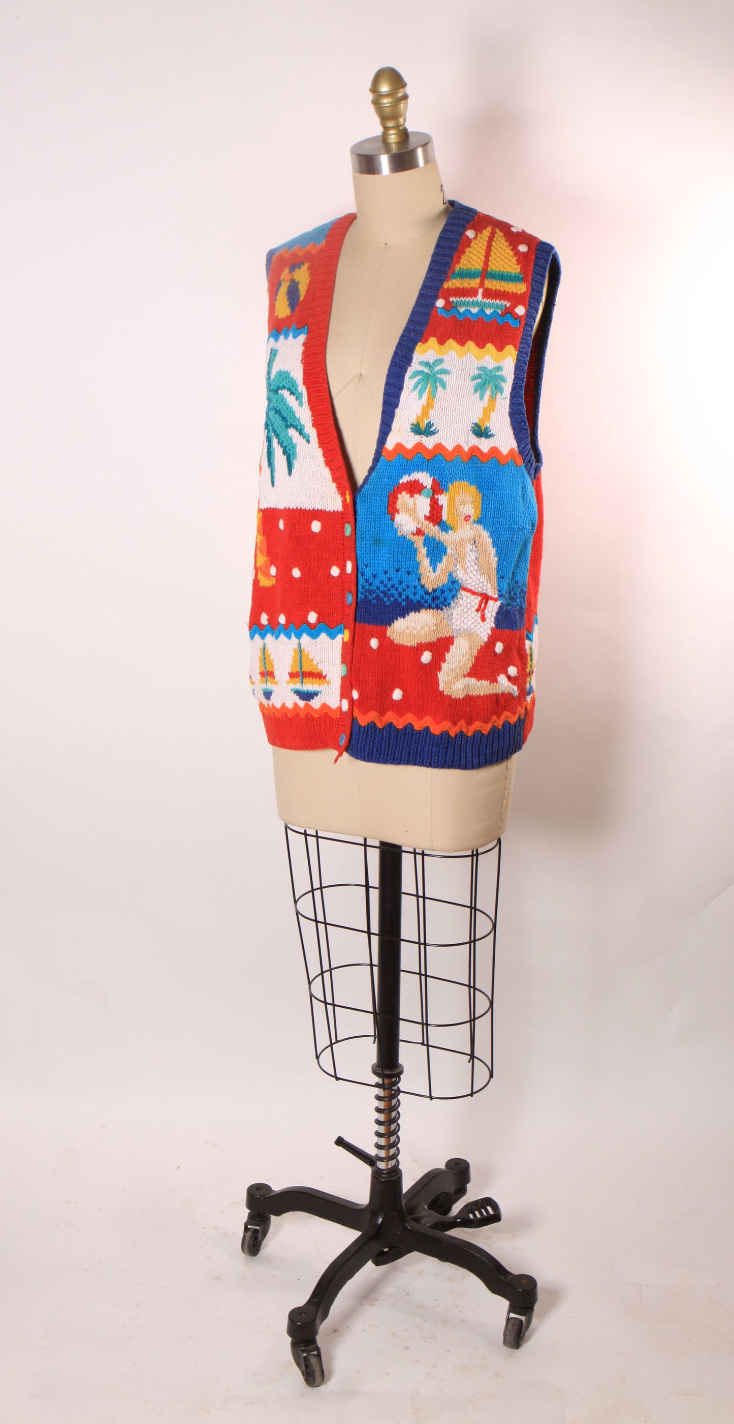 1980s Novelty Hand Knit Pin up Beach Scene Sleeveless Sweater Vest by Marisa Christina -M