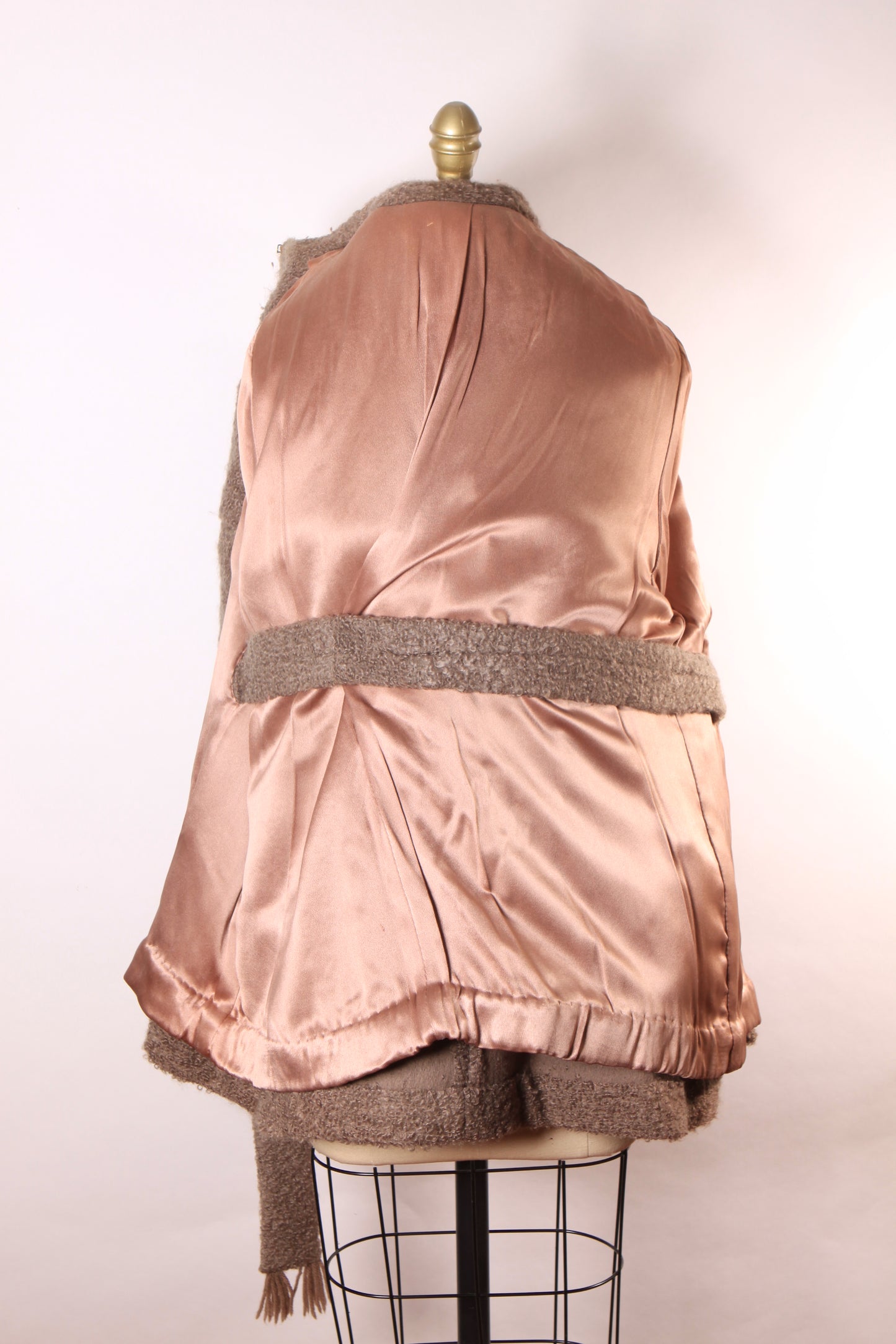 1950s Purple Gray Brown Long Sleeve Interior Belt Mink Fur Trim Collar Coat