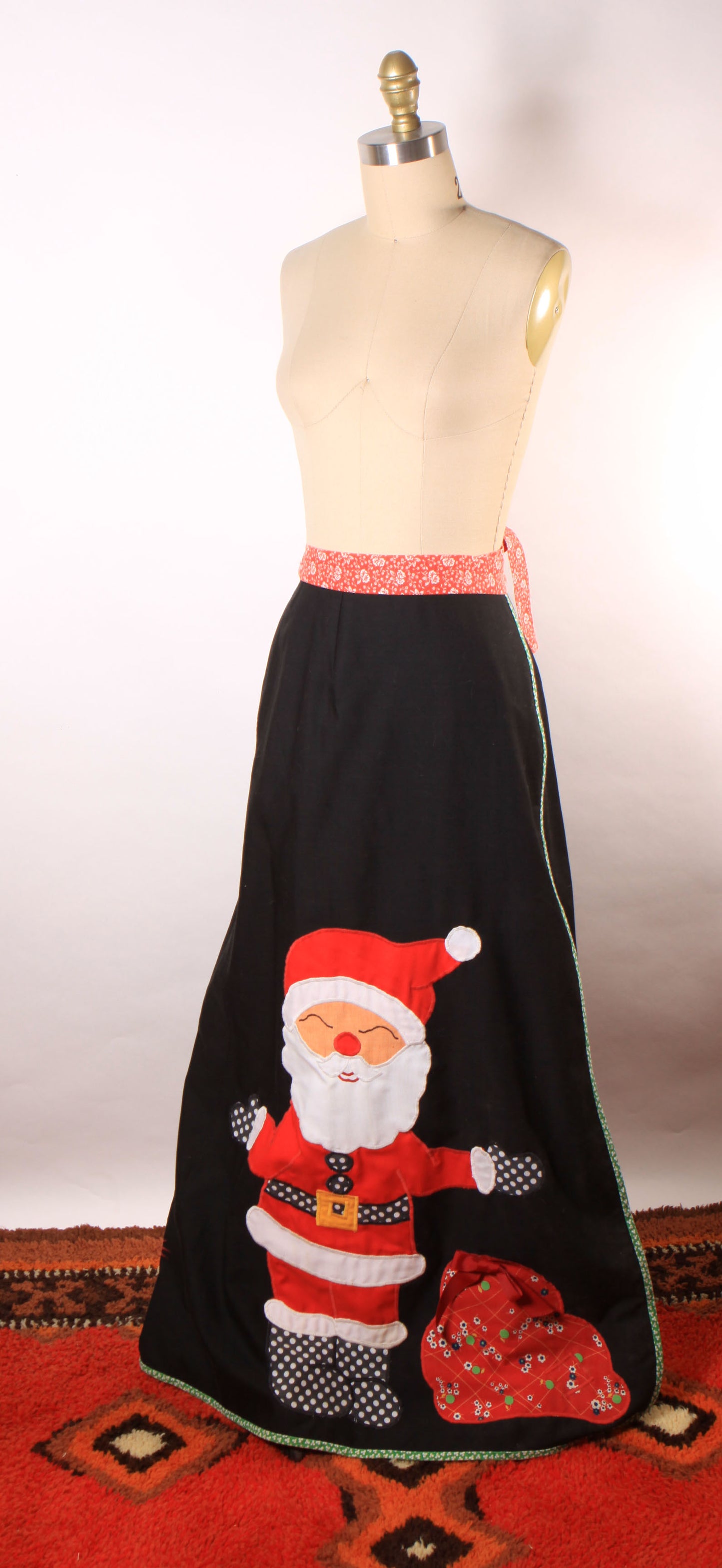 1970s Novelty Christmas Santa Presents and Mice Patchwork Wrap Skirt -M