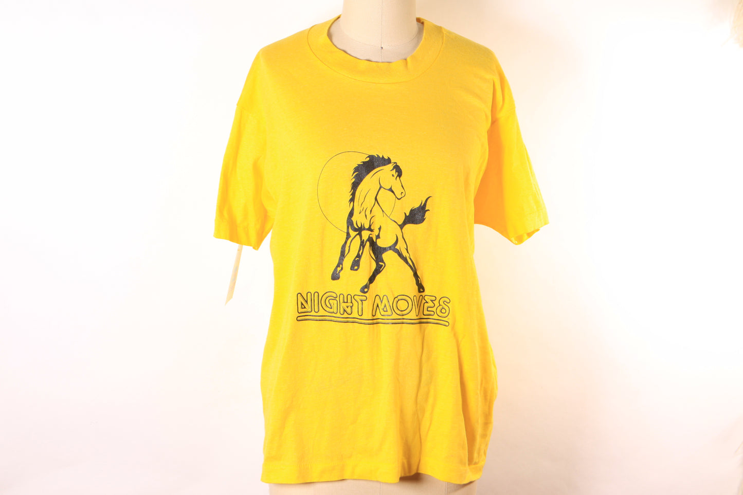 Deadstock 1980s Yellow Short Sleeve Single Stitch Bob Seger Night Moves Horse T-Shirt by Screen Stars -L