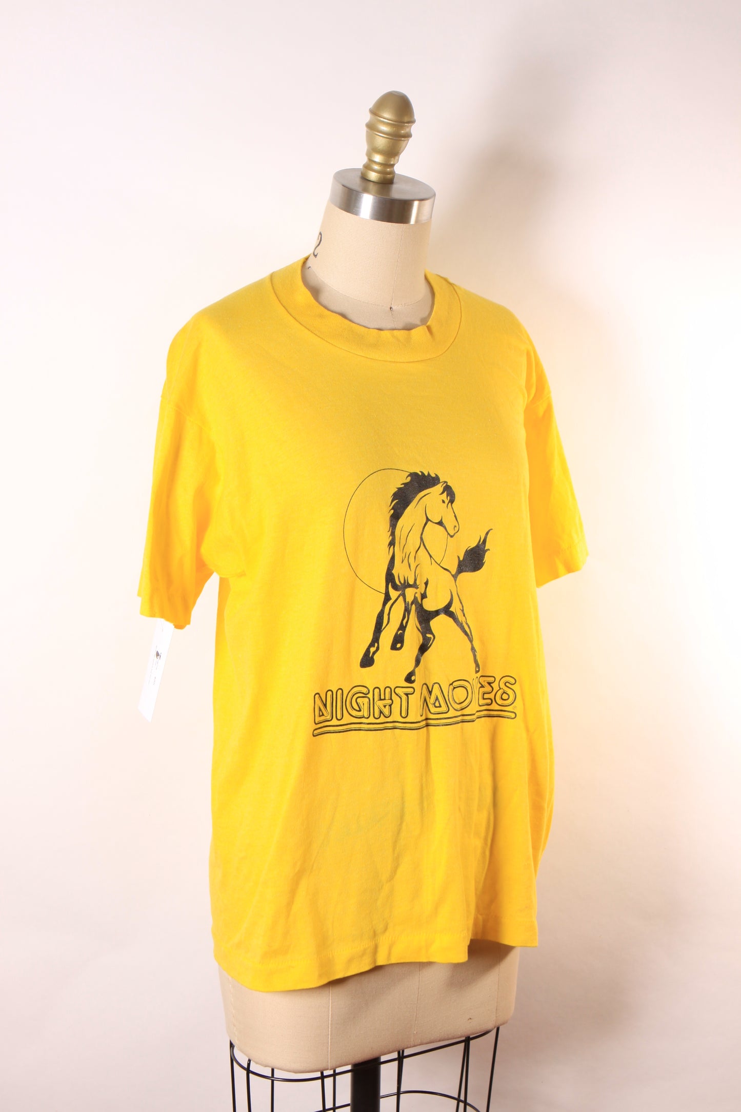 Deadstock 1980s Yellow Short Sleeve Single Stitch Bob Seger Night Moves Horse T-Shirt by Screen Stars -L