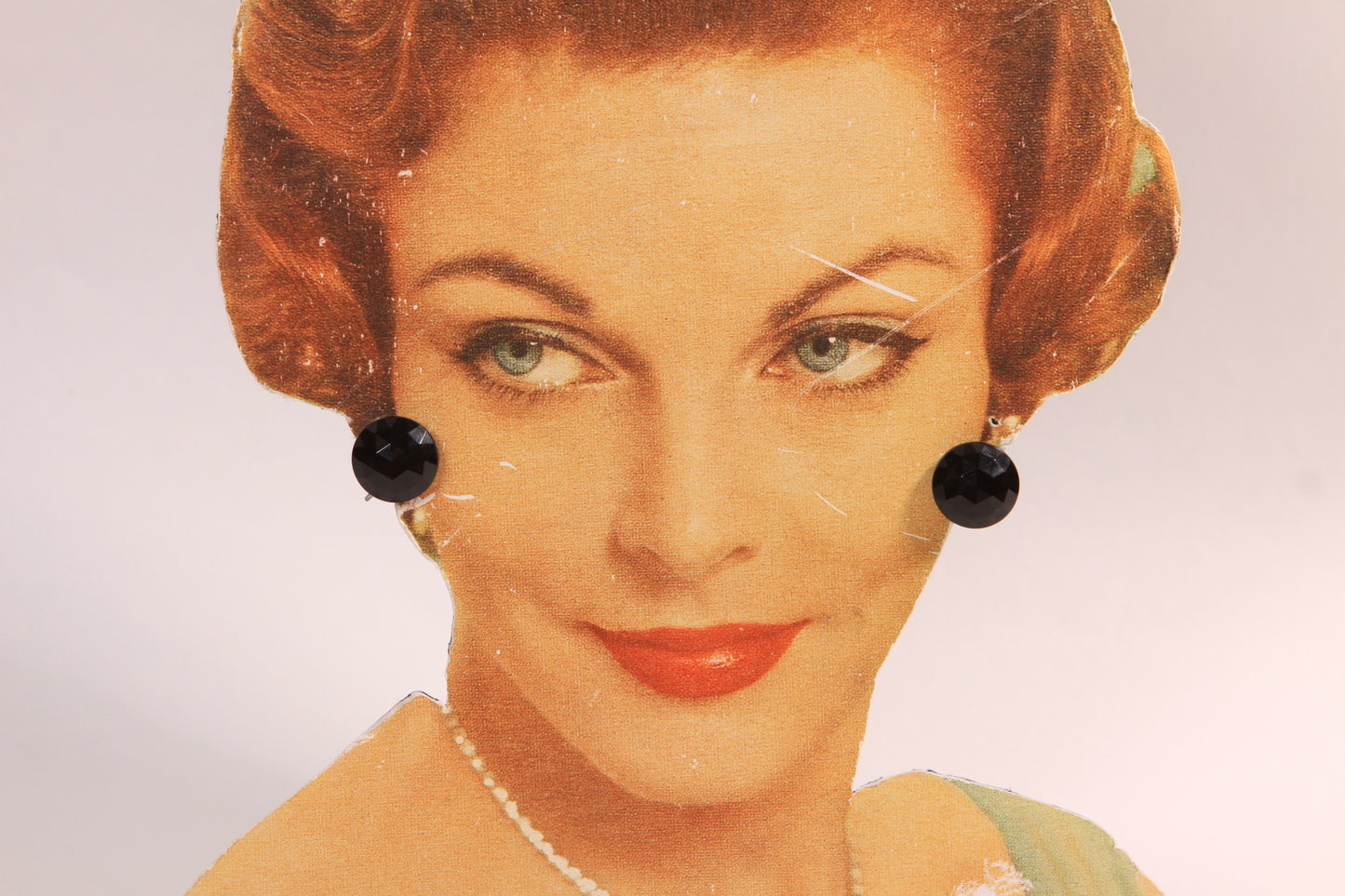 1950s 1960s Black Plastic Faceted Screw Back Earrings