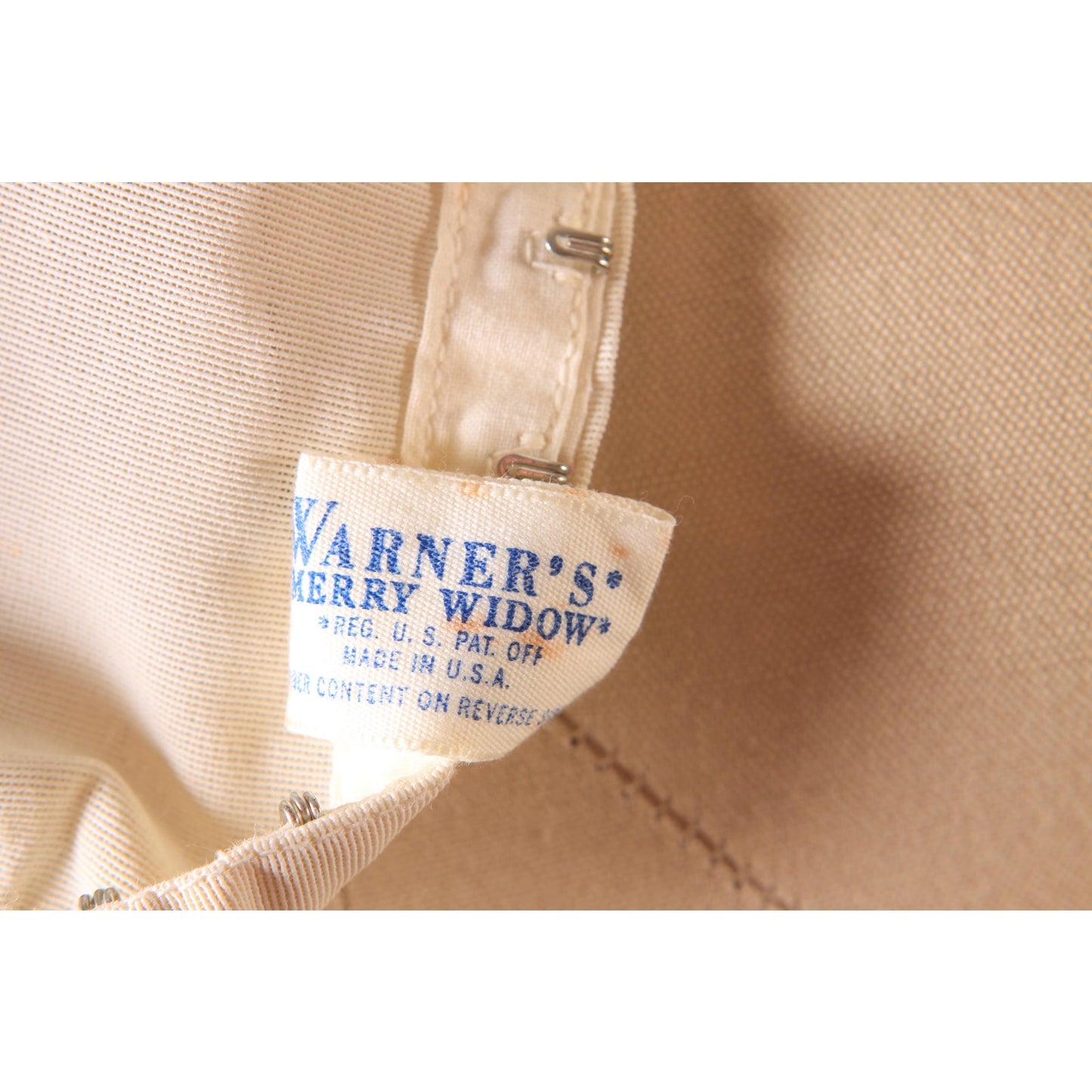 1950s White Lace Detail Strapless Garter Strap Long Line Cinch Bra Bustier Corset by Warner's Merry Widow