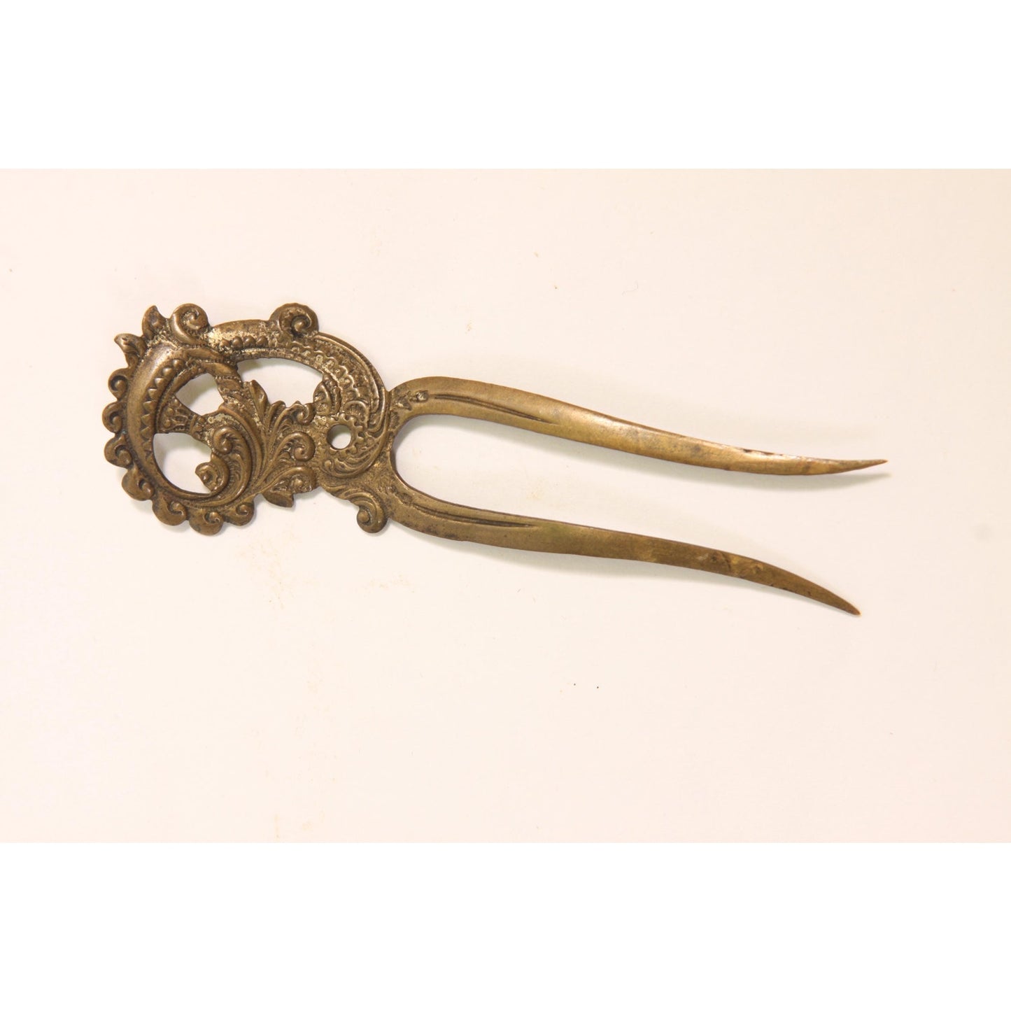 1910s 1920s Swirl Brass Tone Metal Prong Hair Fork Comb