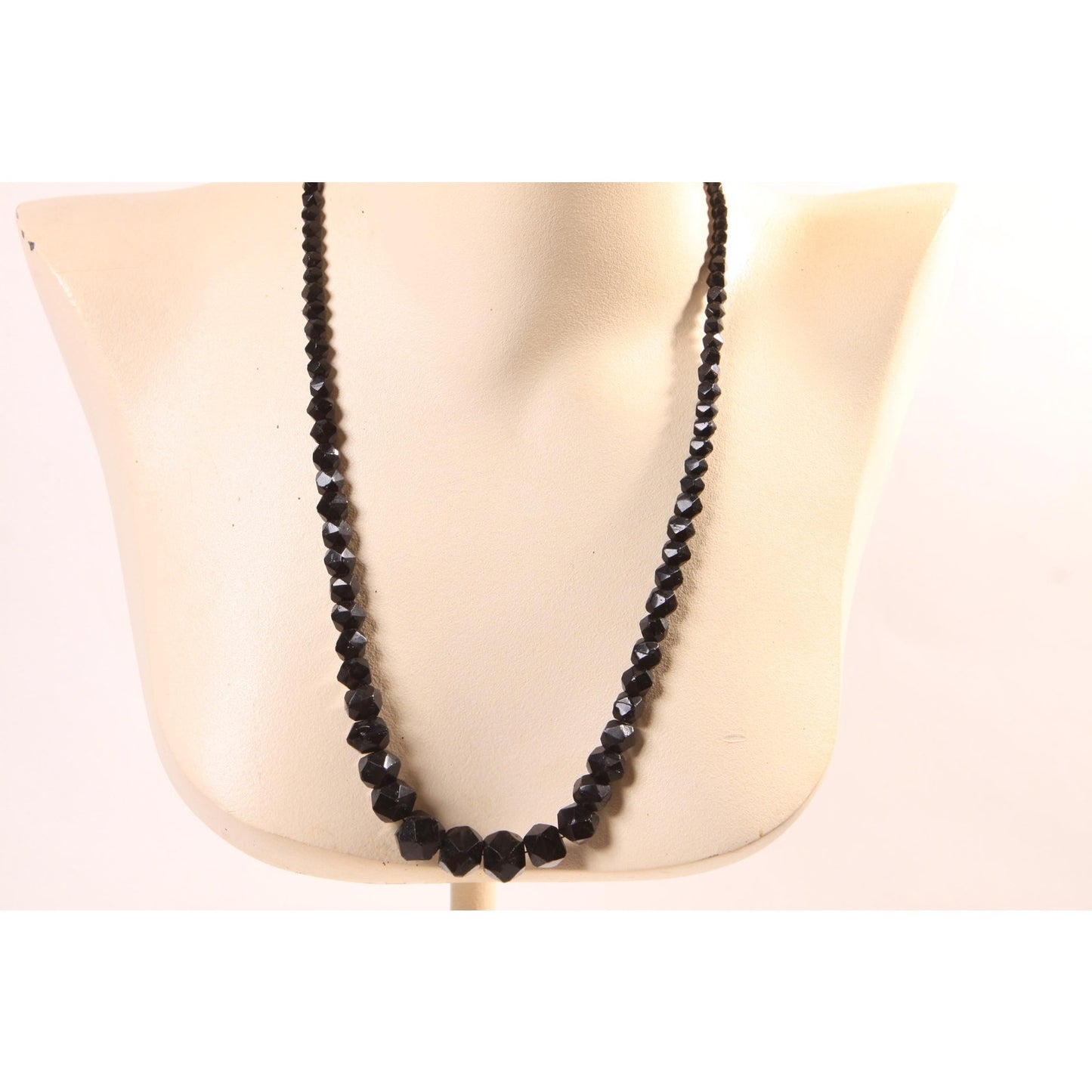 Vintage Black Faceted Glass Graduated Beaded Necklace