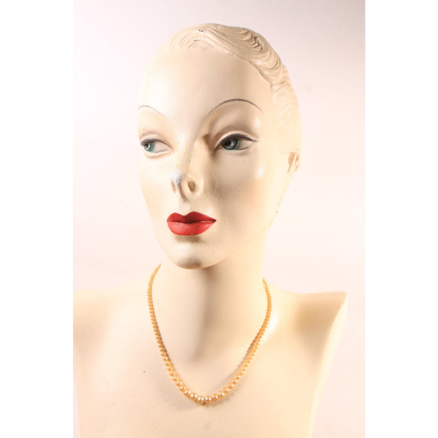 1930s Pale Pink Cream Faux Pearl Beaded Necklace