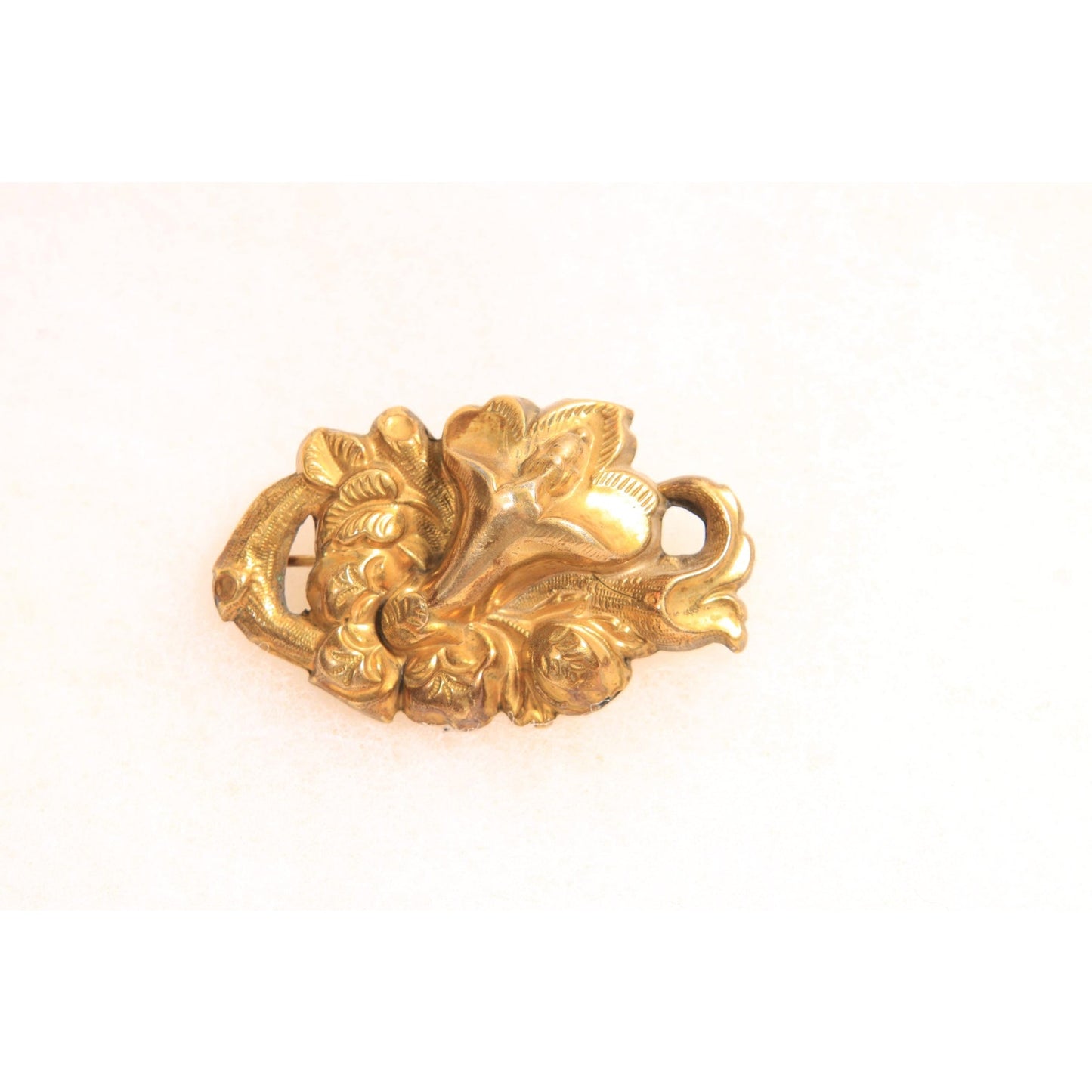 Antique 1800s Victorian Gold Tone Metal Hollow Floral Brooch