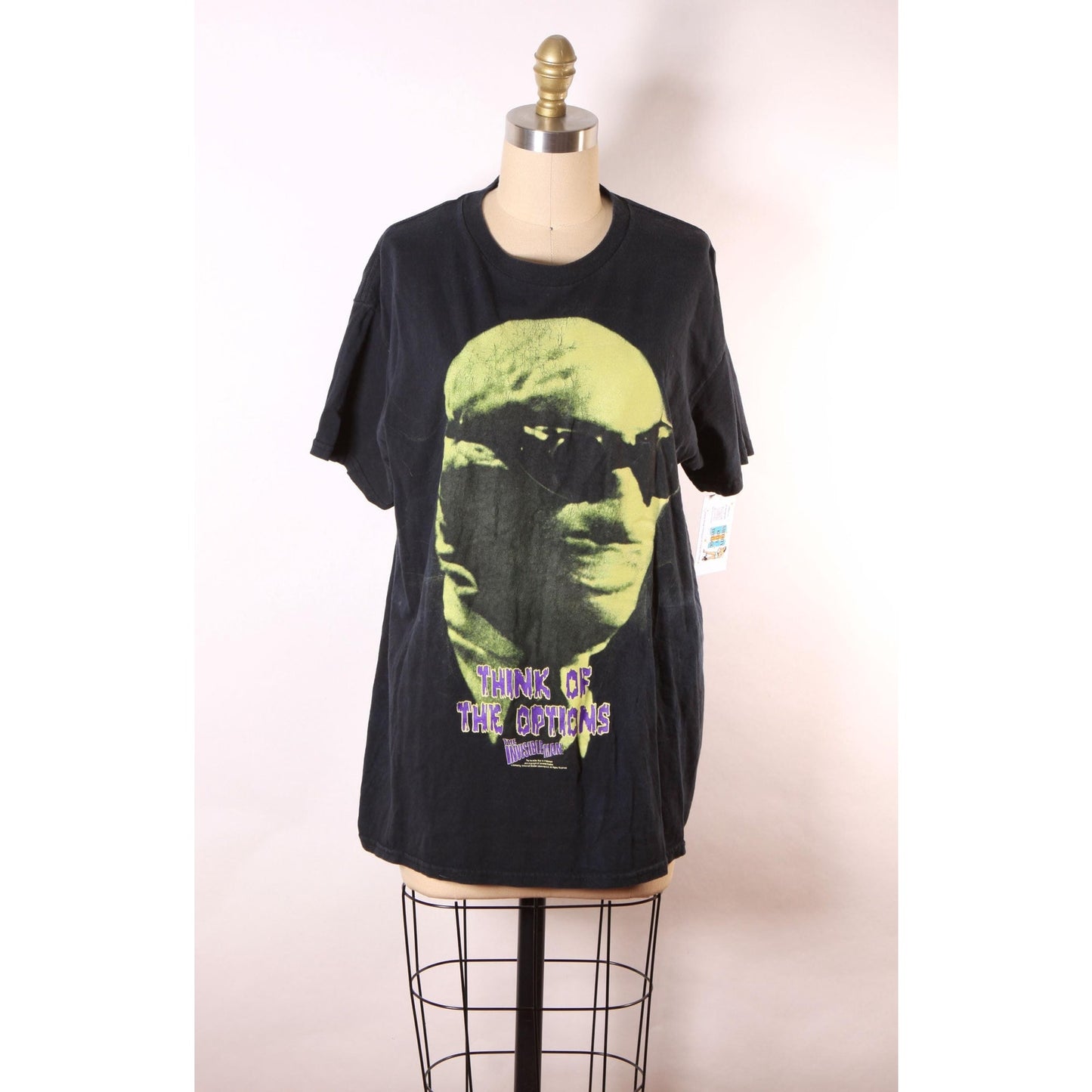 1990s Y2K 2000s Black Short Sleeve Glow in the Dark Universal Monsters Horror Invisible Man T-Shirt by Gildan -M