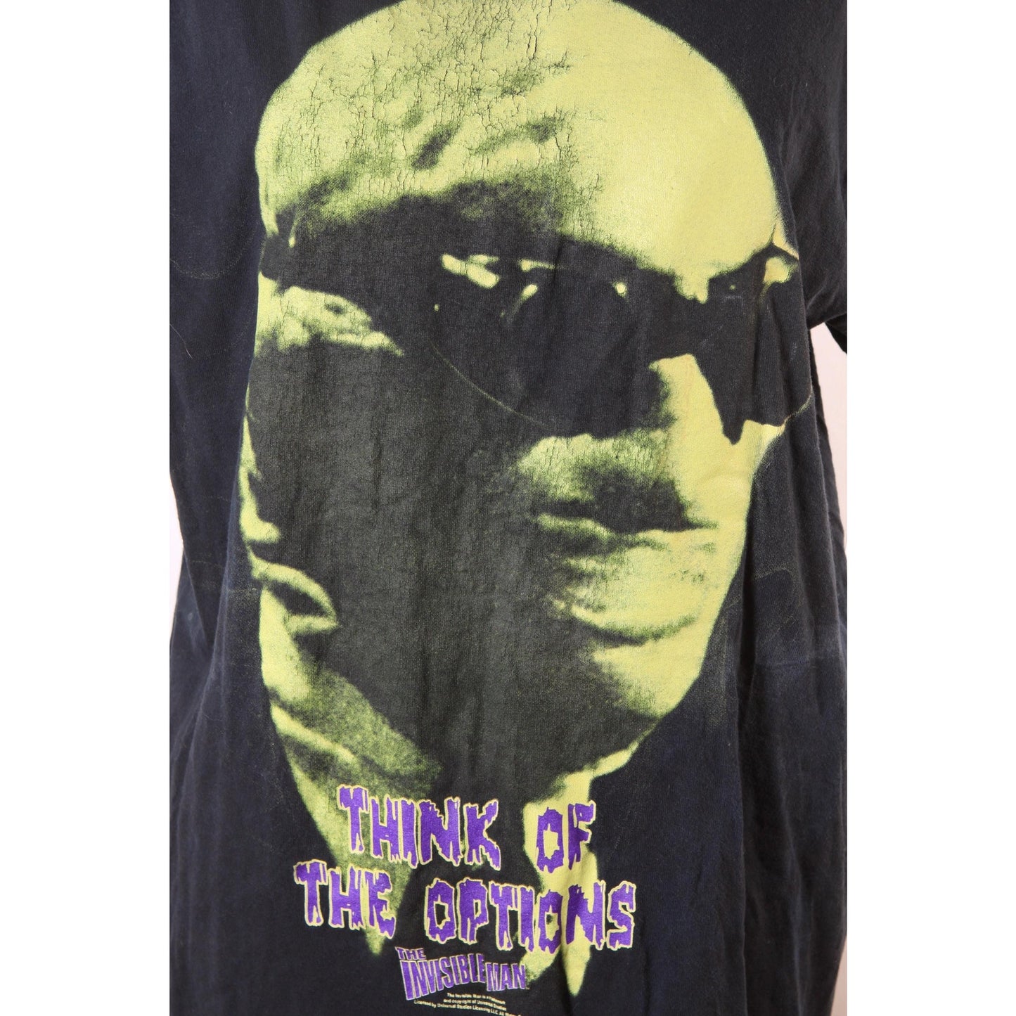 1990s Y2K 2000s Black Short Sleeve Glow in the Dark Universal Monsters Horror Invisible Man T-Shirt by Gildan -M