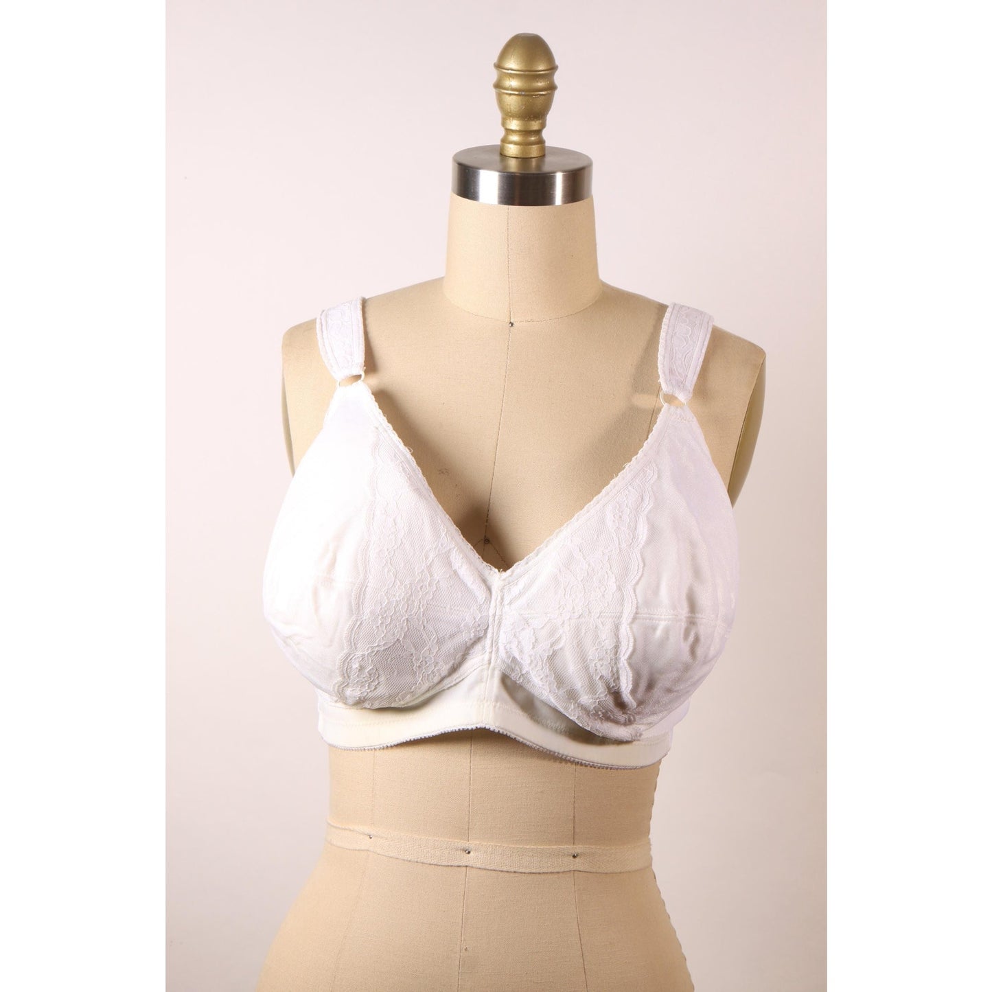 1970s White Floral Lace Trim Bra by Sears-40C