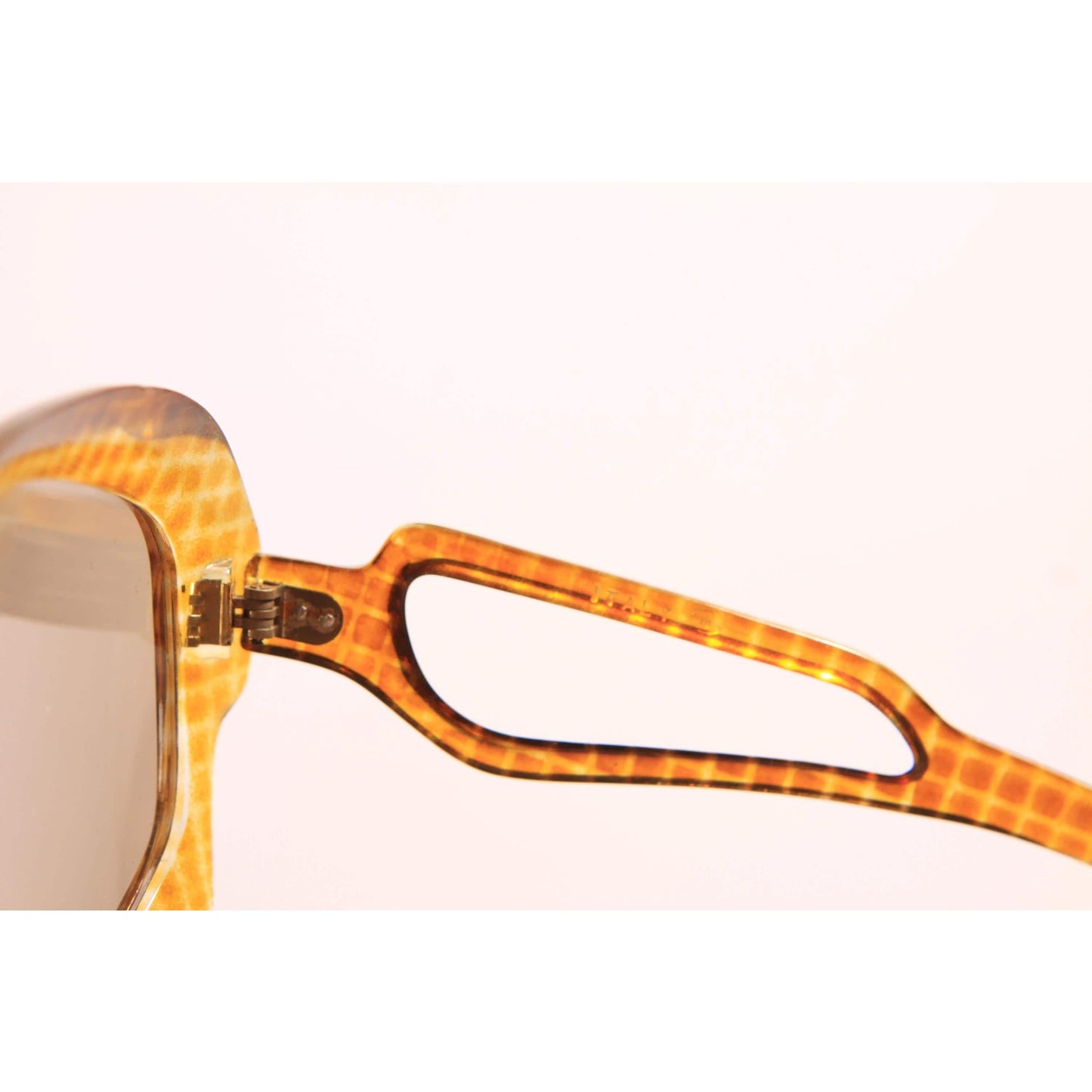 1970s Yellow and Brown Clear Tortoise Animal Print Oversized Boho Italy Sunglasses