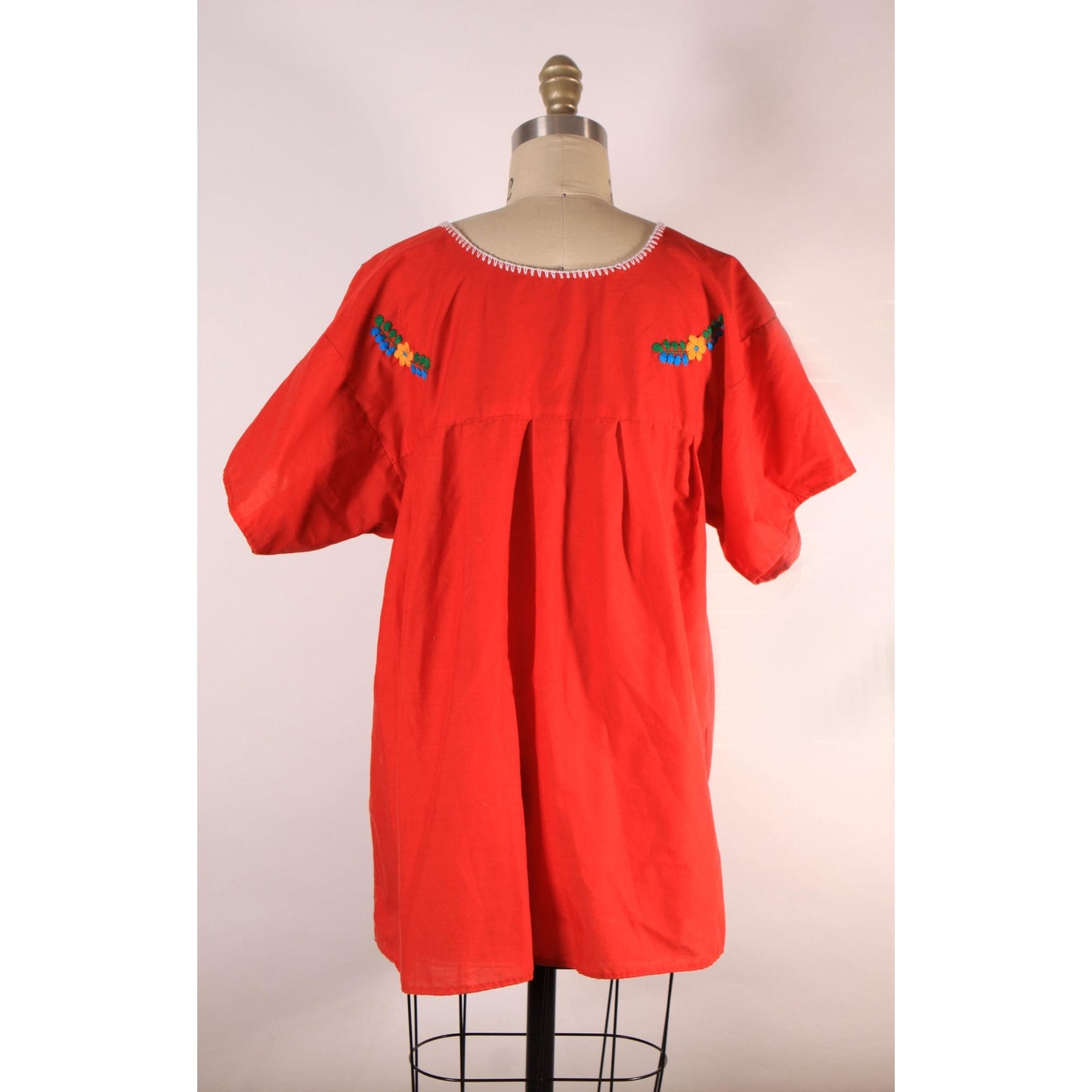 1970s Red Short Sleeve Multi-Colored Floral Embroidery Pueblan Mexican Blouse -1XL