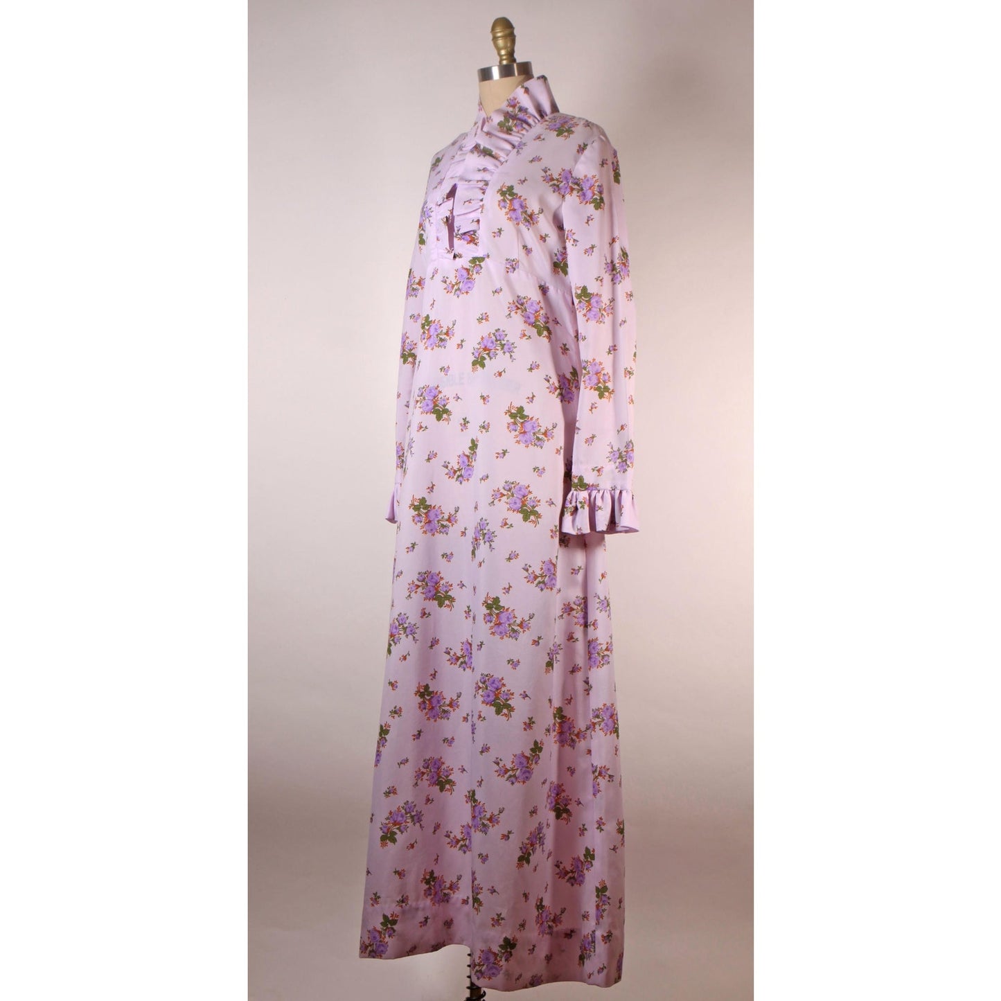 1970s Purple Floral Flower Print Long Statement Sleeve Ruffle Collar Maxi Dress -M