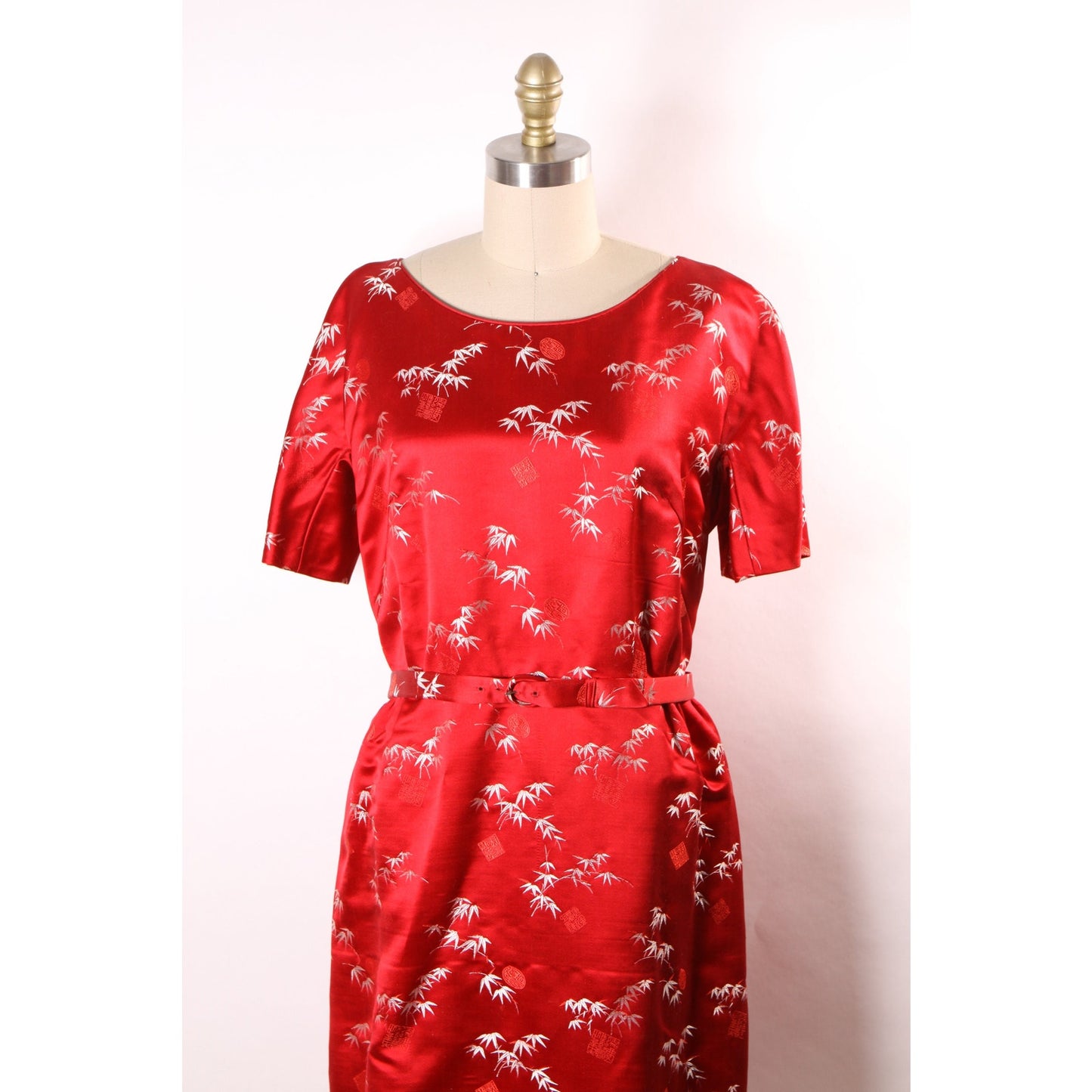 1960s Red Brocade Chinese Short Sleeve Belted Dress with Matching Purse and High Heels by Blue Sky Shoes -XL