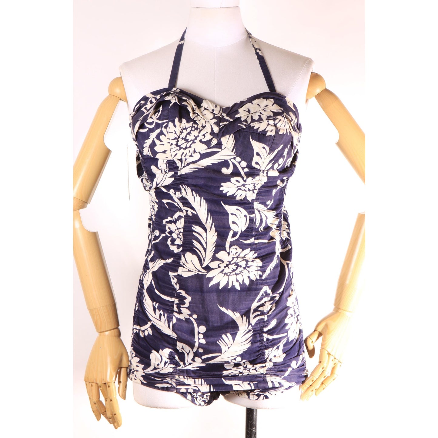 1950s Dark Blue and White Floral Hawaiian Ruched One Piece Swimsuit by Made in Hawaii -S