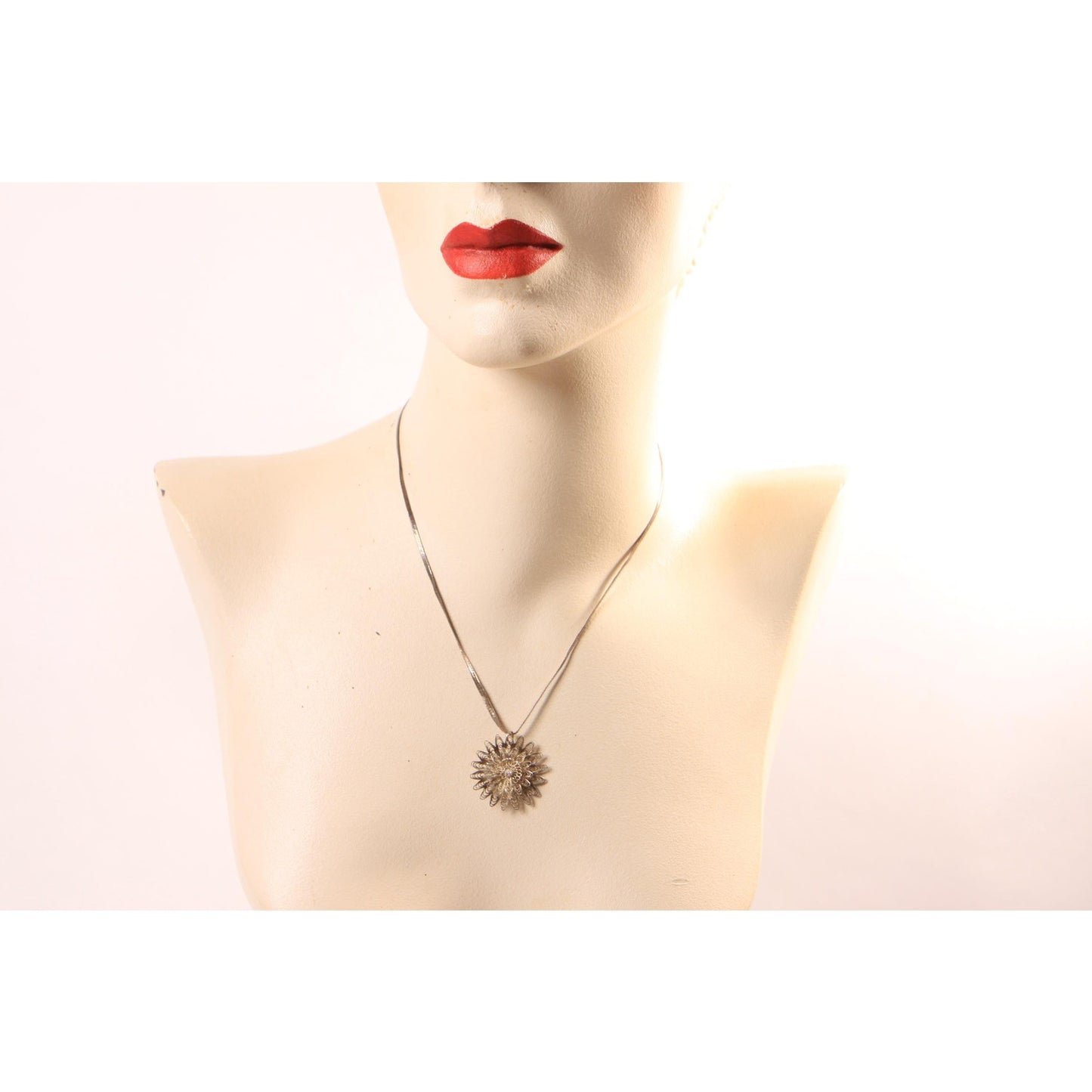 1950s Silver Tone Metal Filigree Floral Flower Brooch Pendant Necklace
