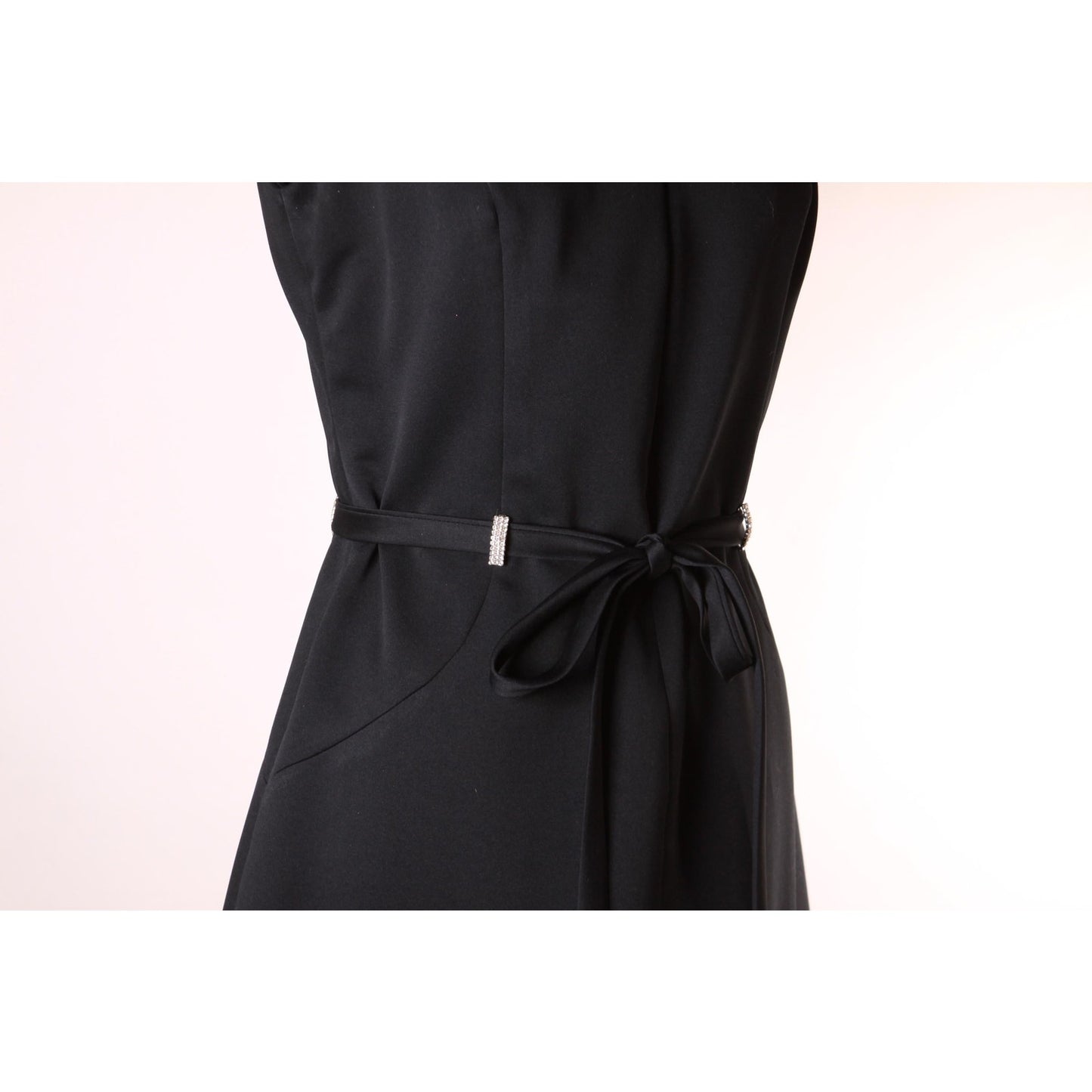 1960s Black Sleeveless V Neck Ruffle Scalloped Hem Rhinestone Detail Belted Formal Cocktail Dress -M