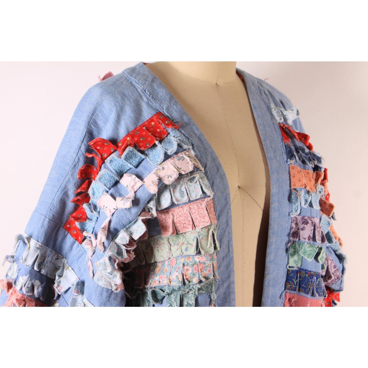 1980s Blue Chambray Multi-Colored Patchwork Quilt Fringe Long Sleeve Open Front Jacket -M-XL