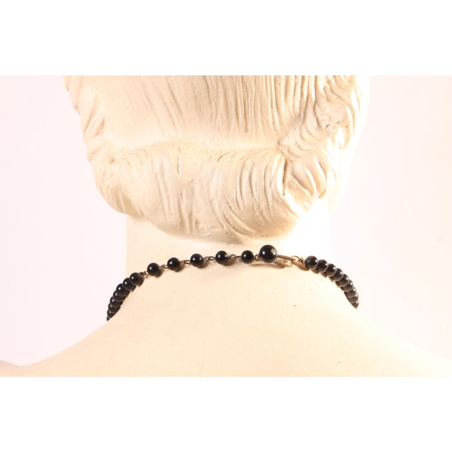 1950s Black Beaded Oval Twisted Necklace
