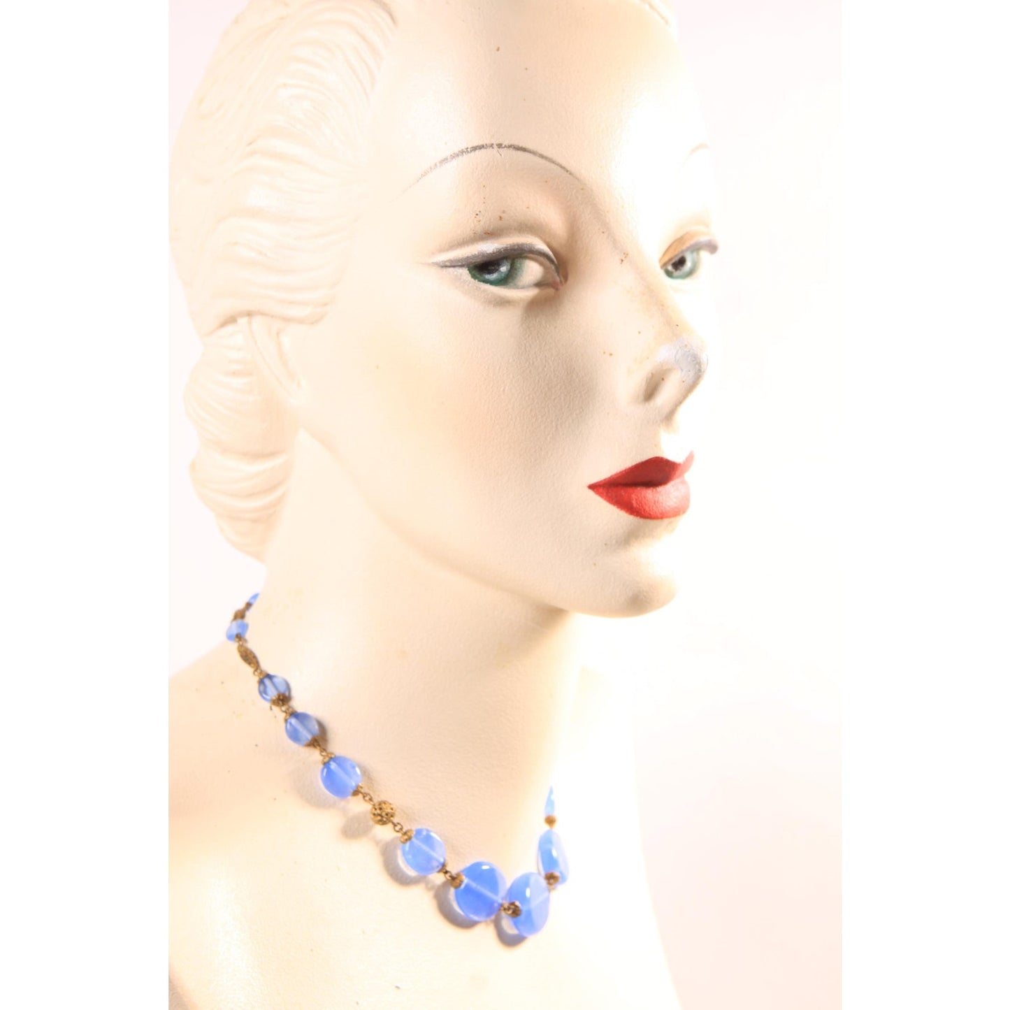 1940s 1950s Periwinkle Purple Blue Circle Disc Glass and Brass Metal Beaded Necklace
