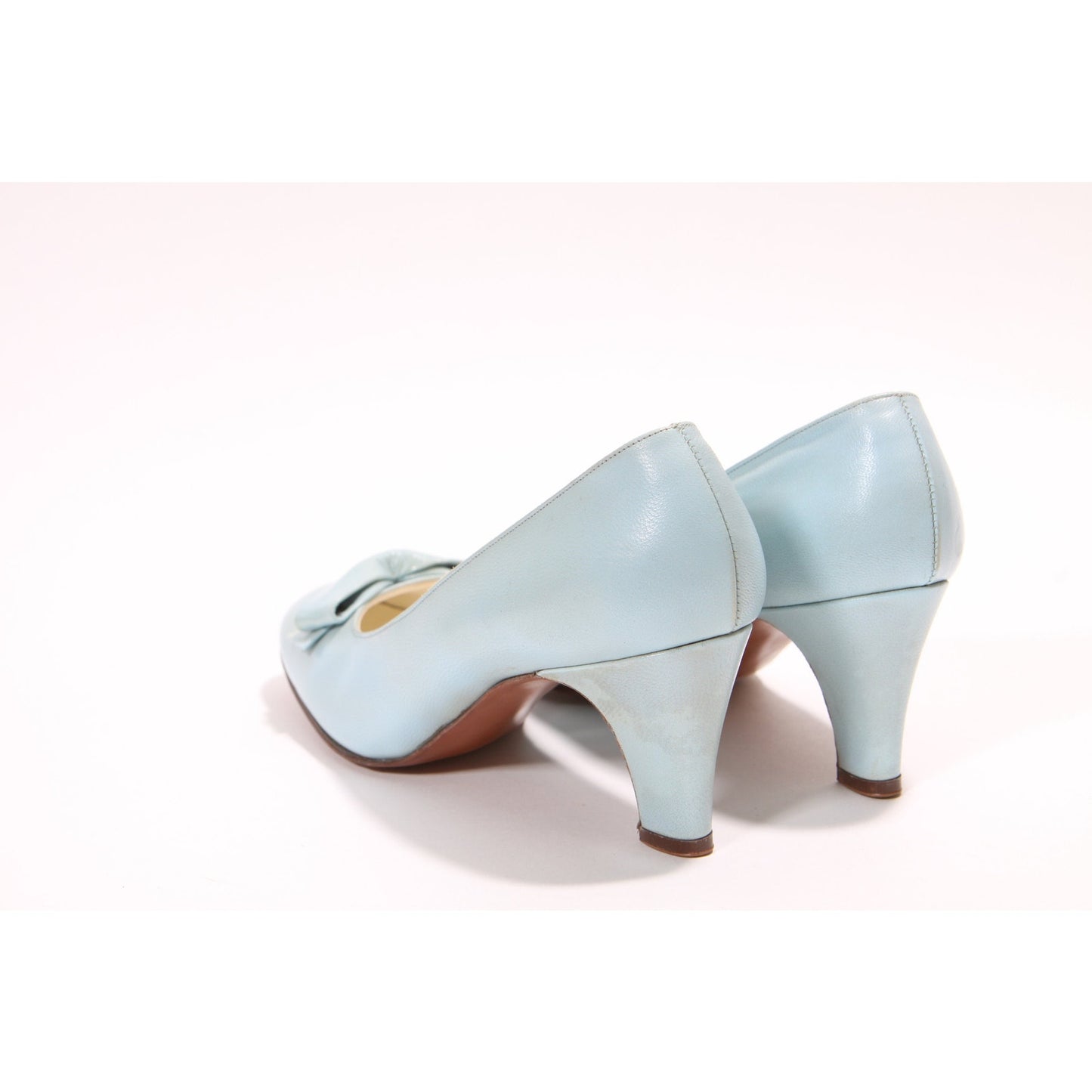 1950s Light Blue Bow Detail High Heel Pumps with Matching Top Handle Handbag Purse