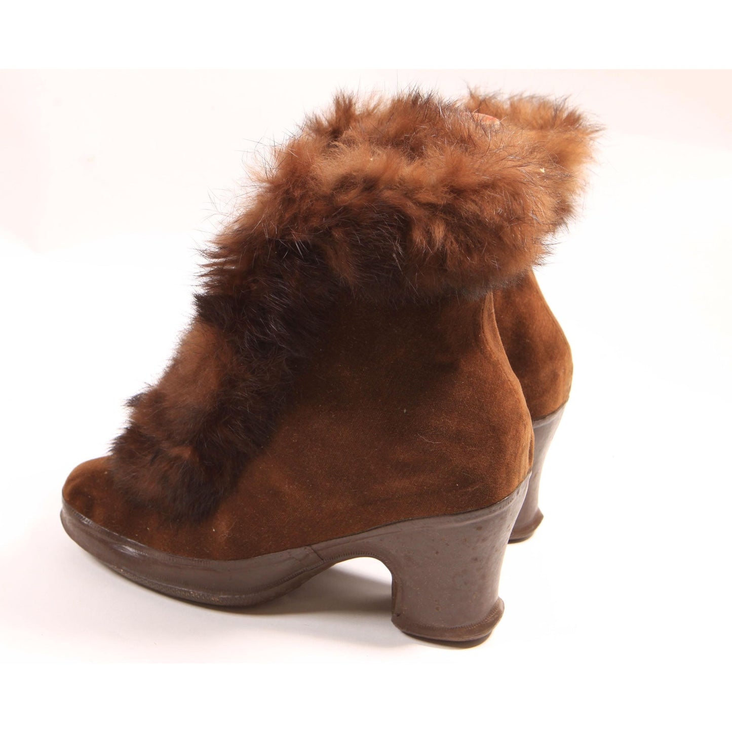 1940s Brown Velvet and Brown Fur Trim High Heel Pumps Winter Galoshes Over Shoes