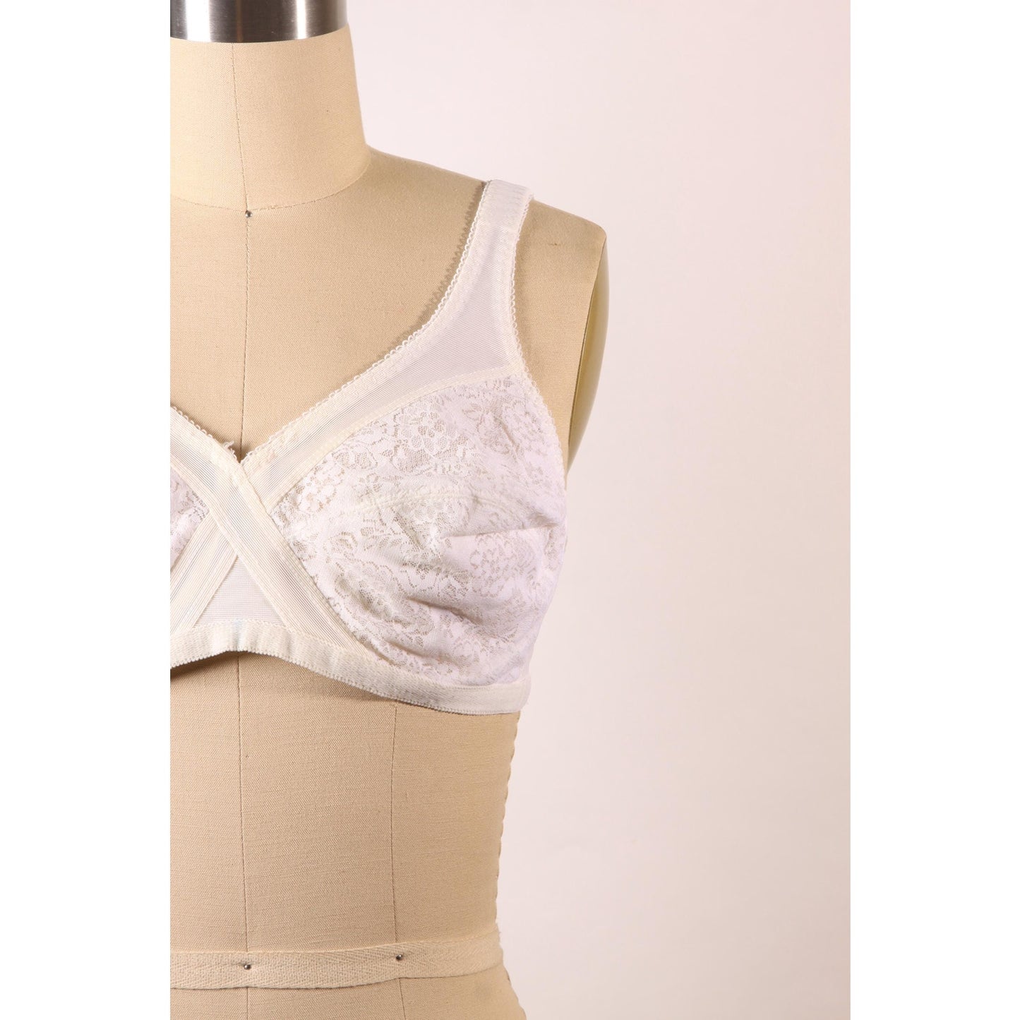 1970s White Criss Cross Sheer Floral Lace Bra by Montgomery Ward-38B