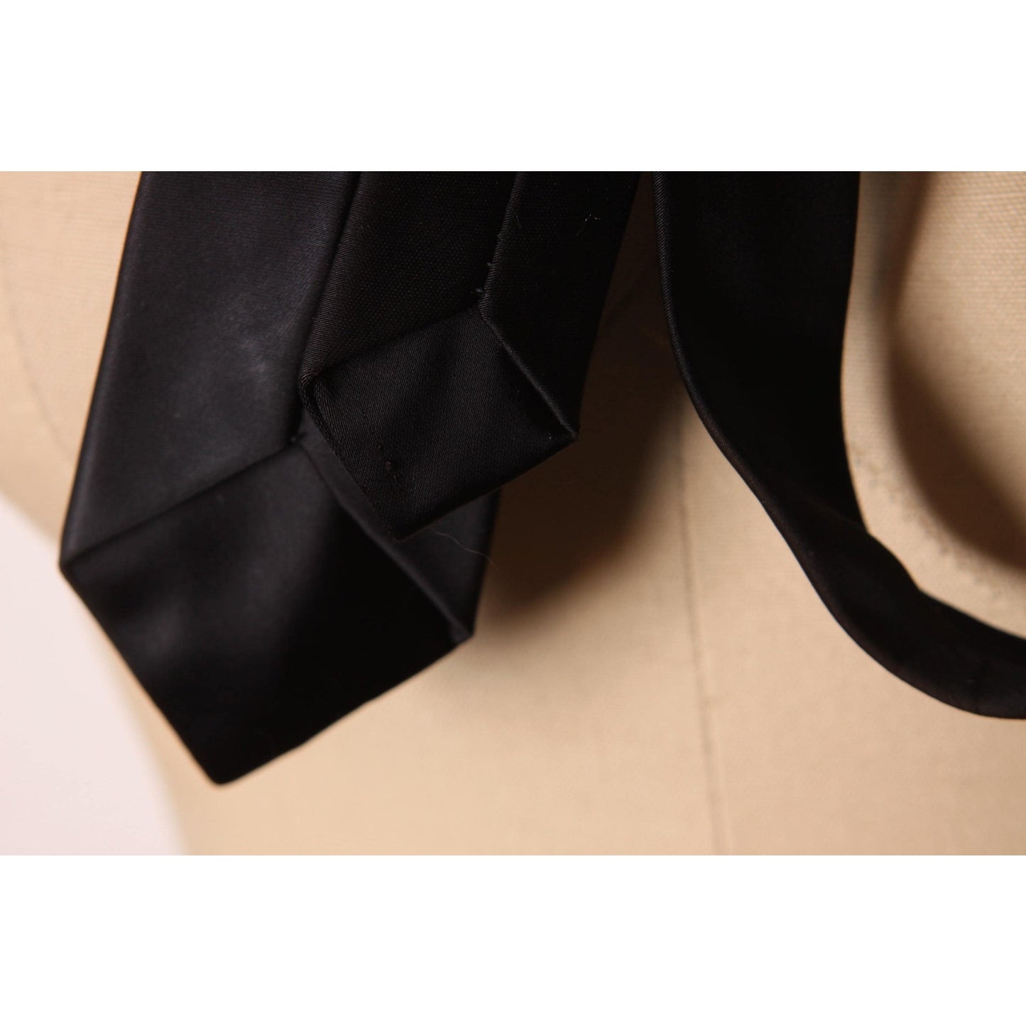 1950s Black Hand Painted Fedora Hat Skinny Necktie Tie by Wedgefield