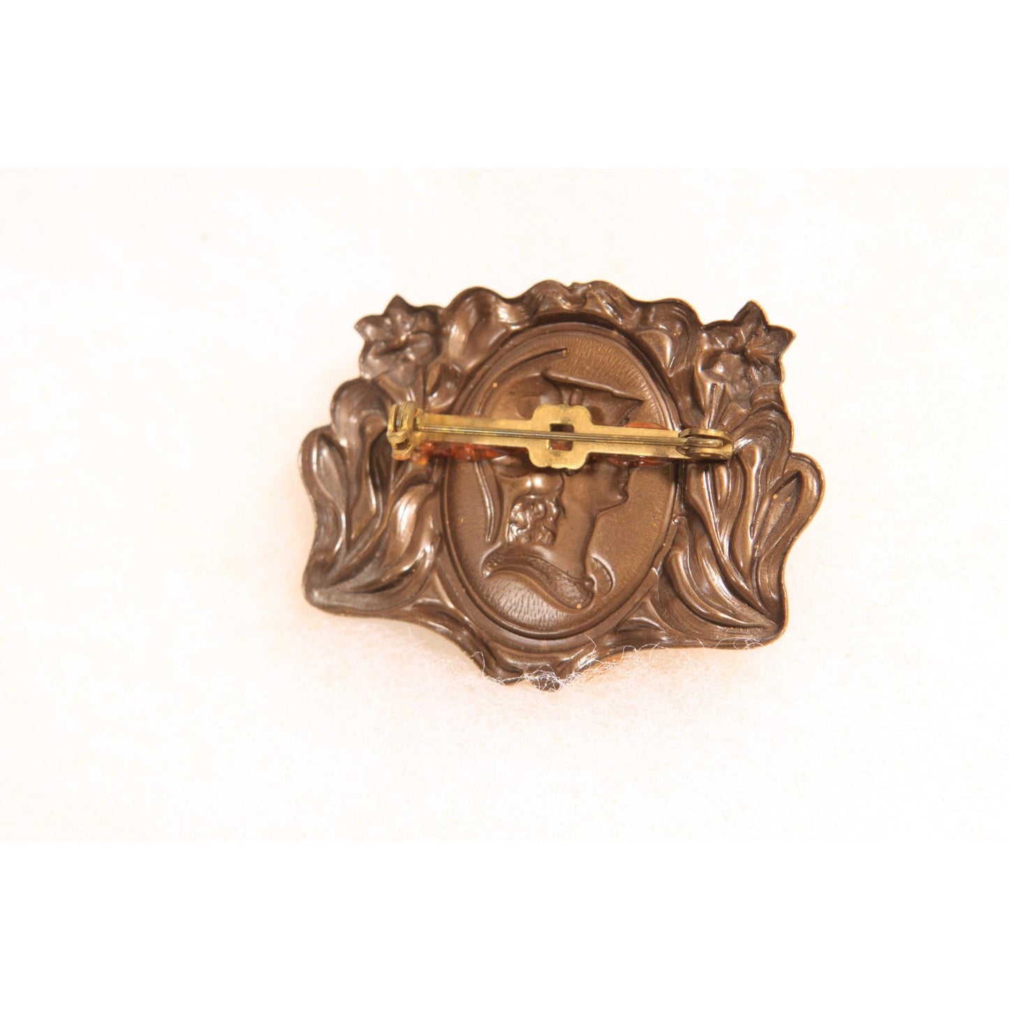 1930s Art Nouveau Floral Swirl Silver Tone Metal and Cream Cameo Brooch