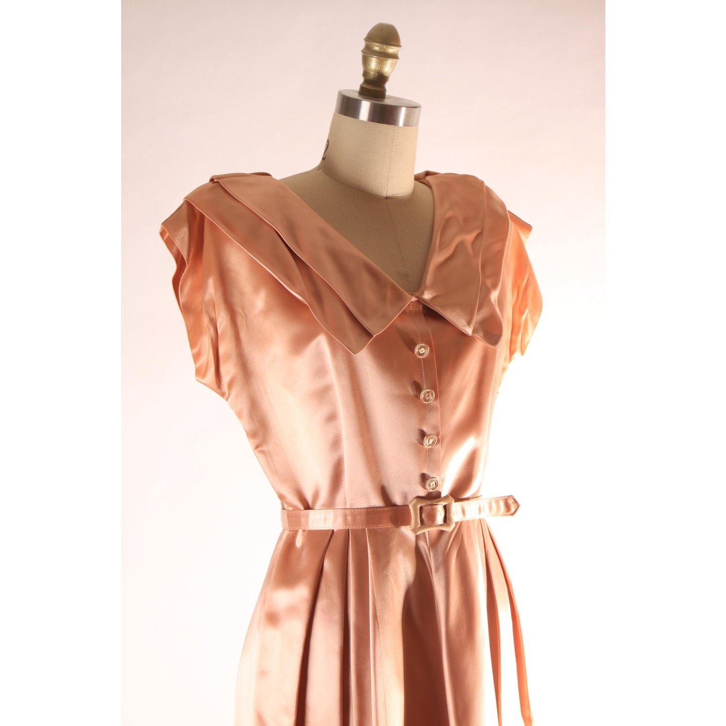 1940s Light Pink Nude Tone Satin Short Sleeve Belted Fit and Flare Dress -S