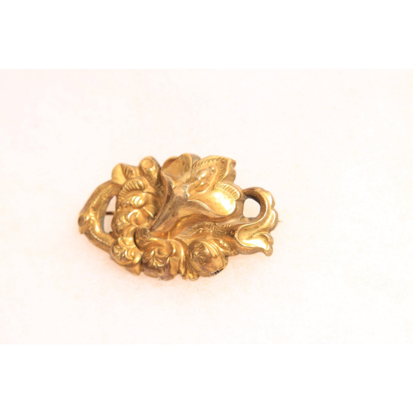 Antique 1800s Victorian Gold Tone Metal Hollow Floral Brooch