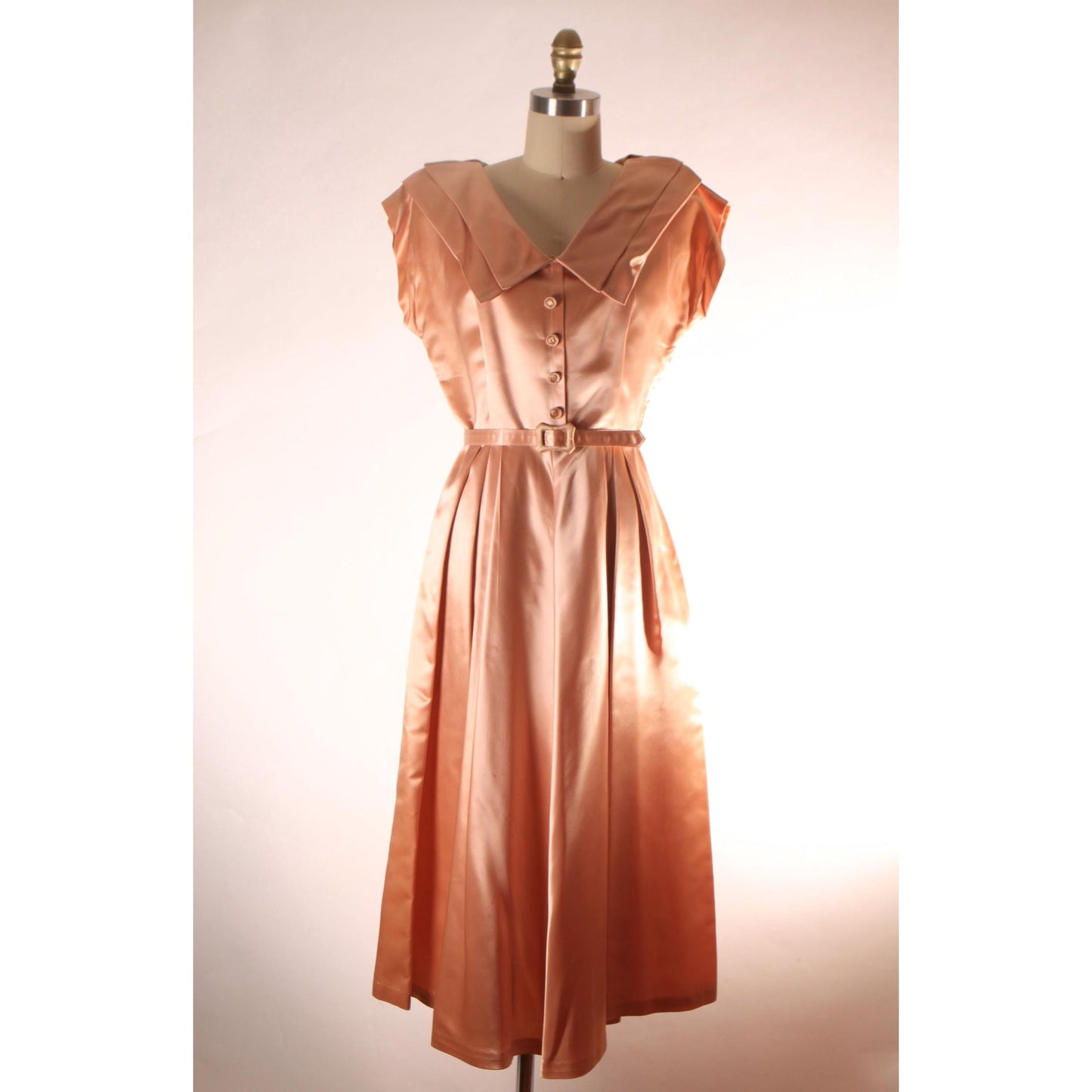 1940s Light Pink Nude Tone Satin Short Sleeve Belted Fit and Flare Dress -S