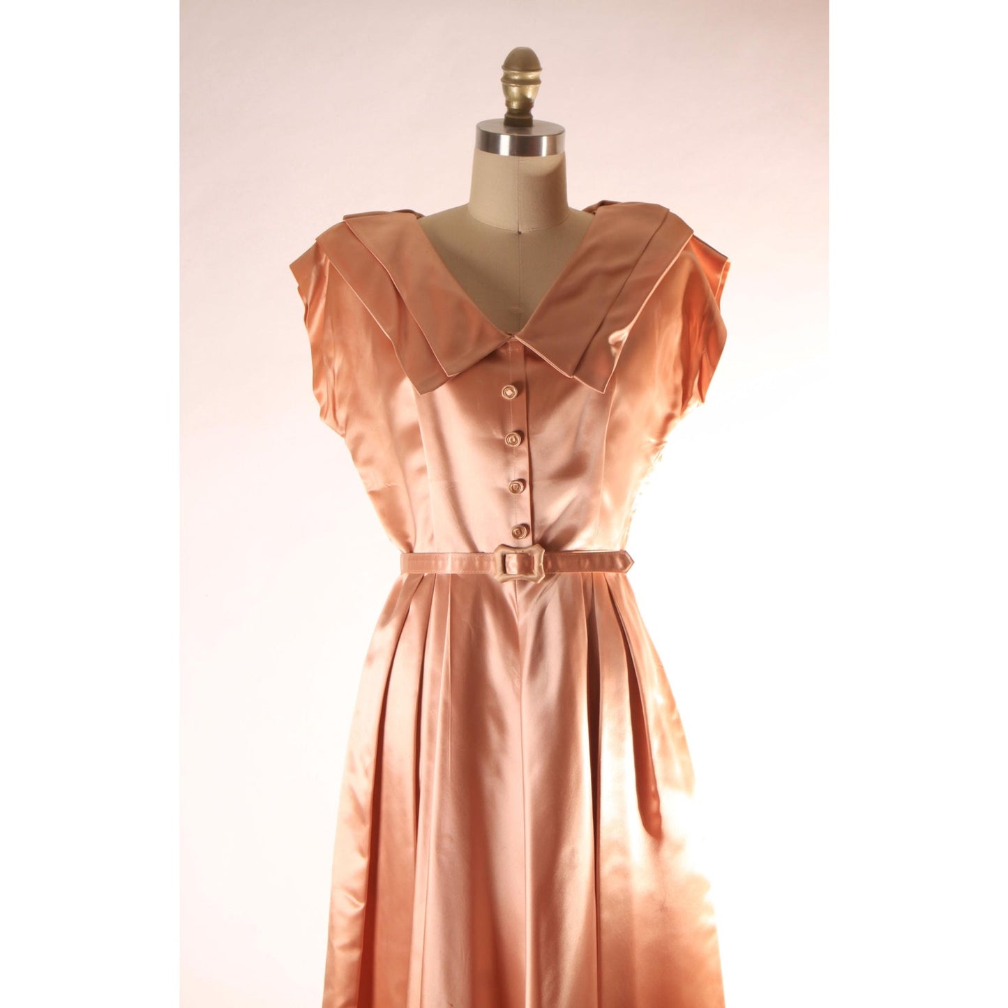 1940s Light Pink Nude Tone Satin Short Sleeve Belted Fit and Flare Dress -S