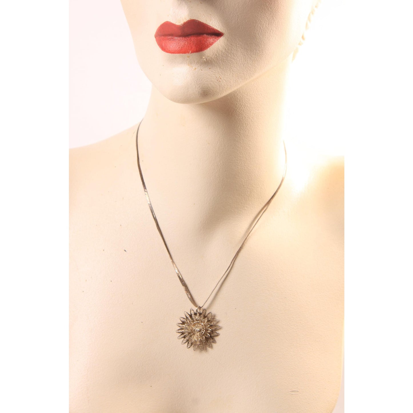 1950s Silver Tone Metal Filigree Floral Flower Brooch Pendant Necklace