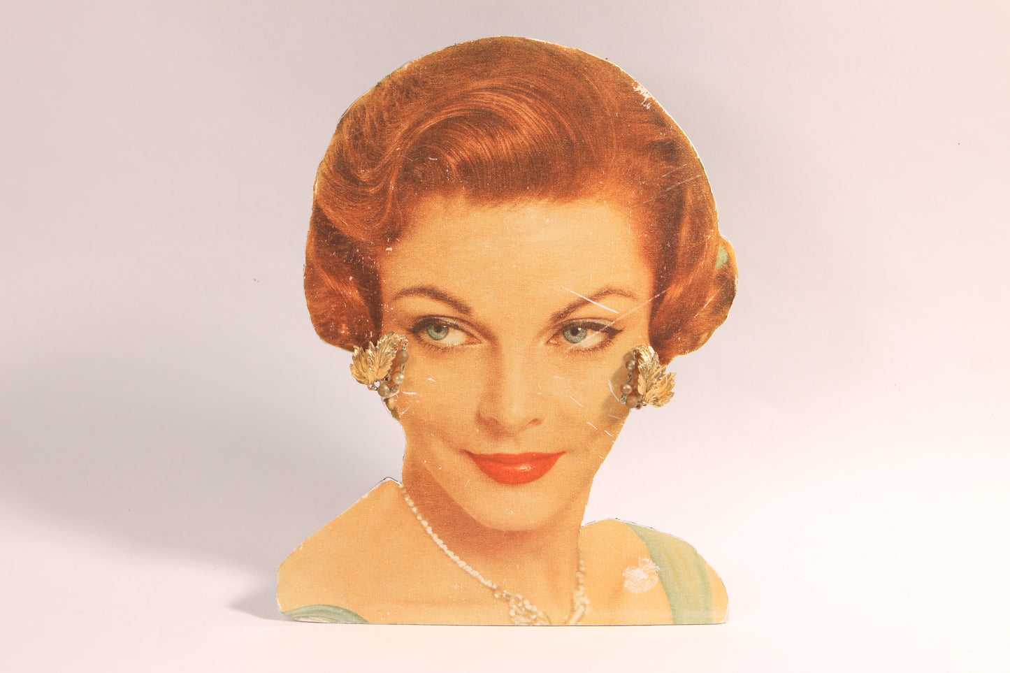 1950s 1960s Gold Tone Metal Leaf Shape Beaded Clip On Earrings