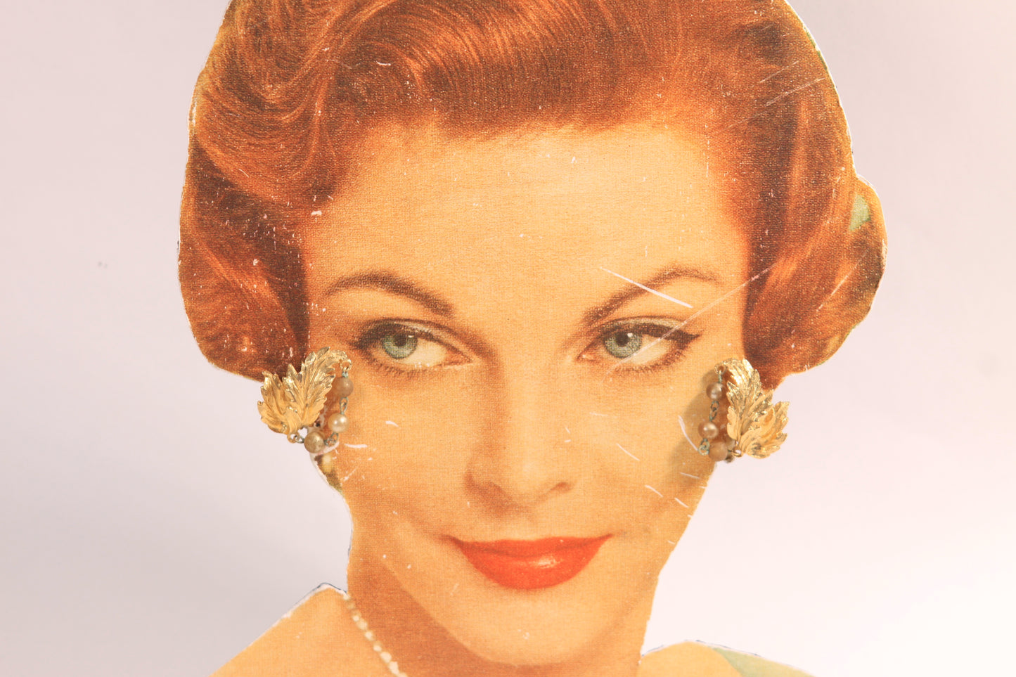 1950s 1960s Gold Tone Metal Leaf Shape Beaded Clip On Earrings