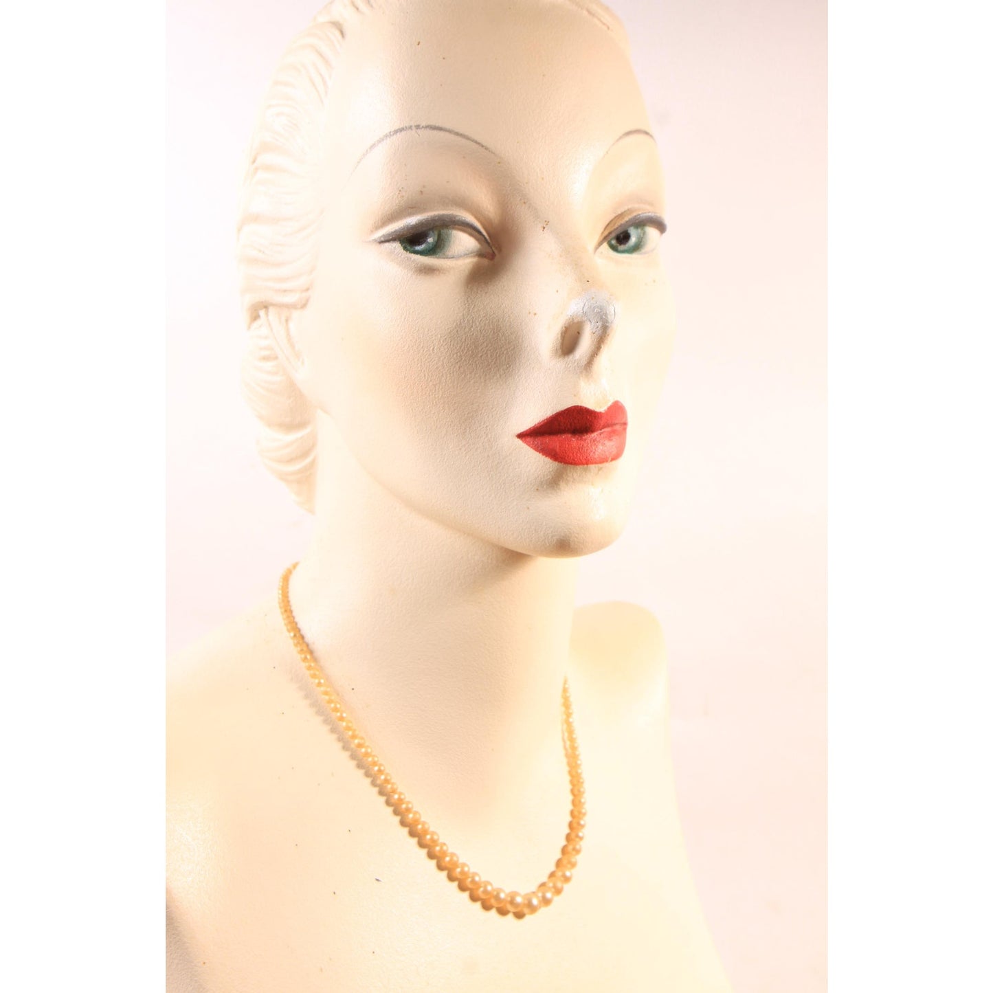 1930s Pale Pink Cream Faux Pearl Beaded Necklace