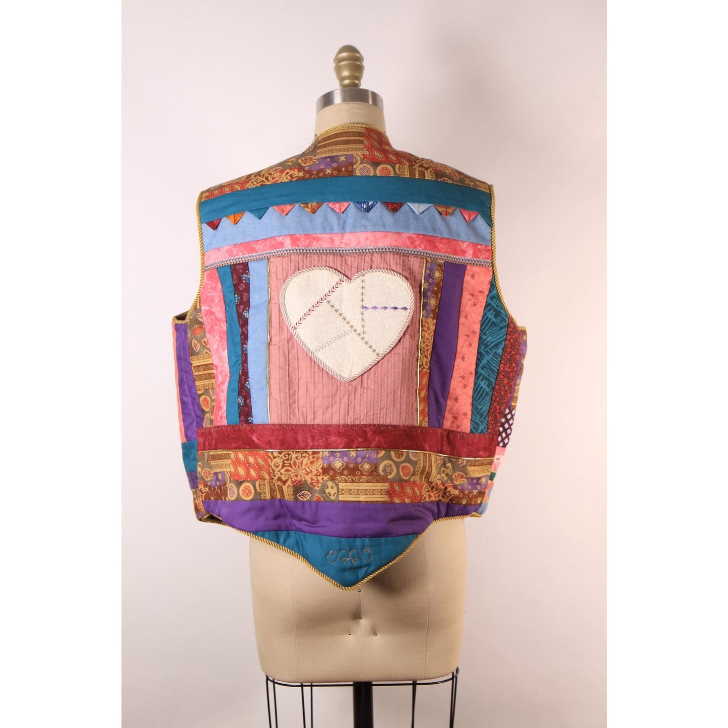 1980s Multi-Colored Patchwork Quilt Basket and Heart Sleeveless Reversible Galaxy Vest -XL