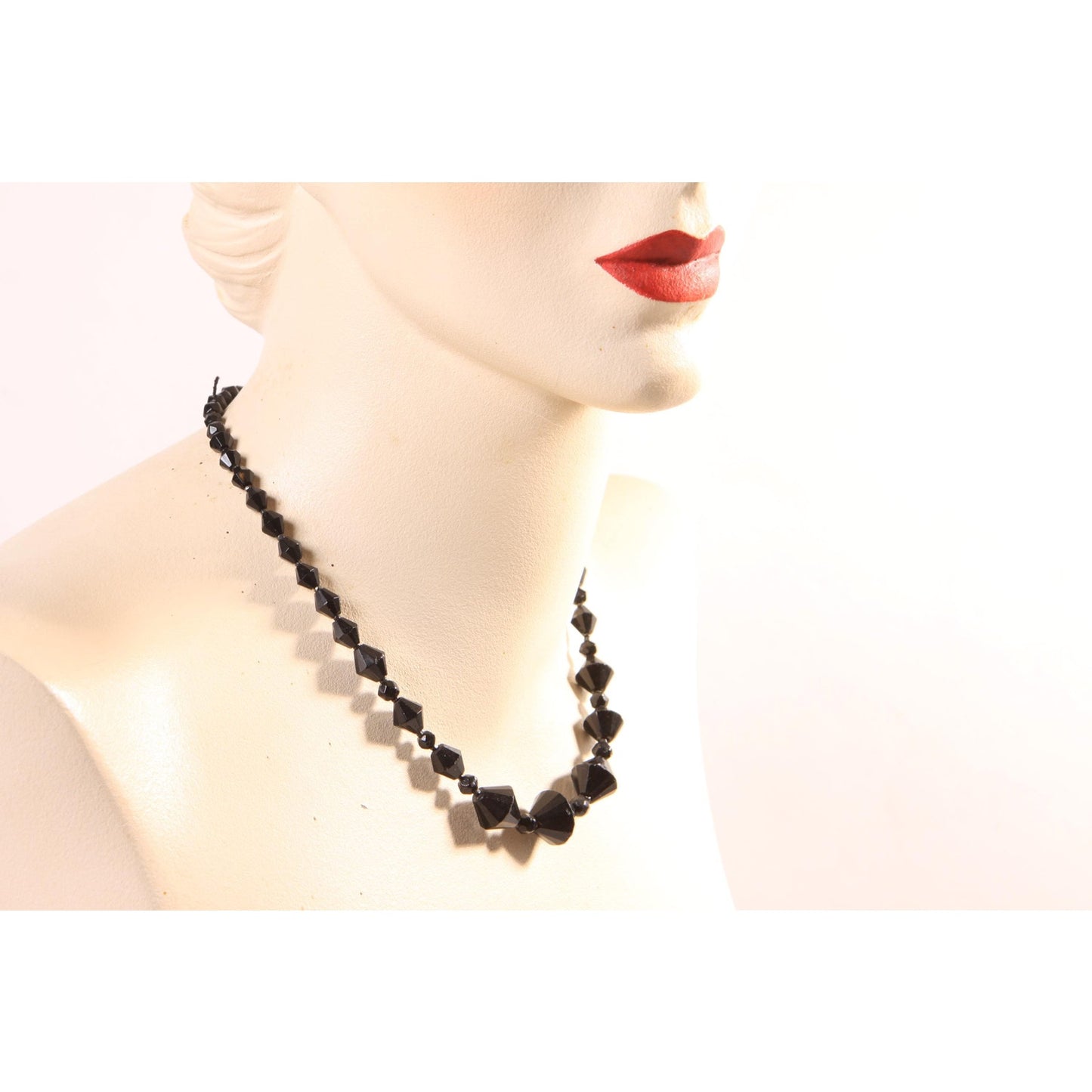 1950s Black Glass Faceted Beaded Necklace